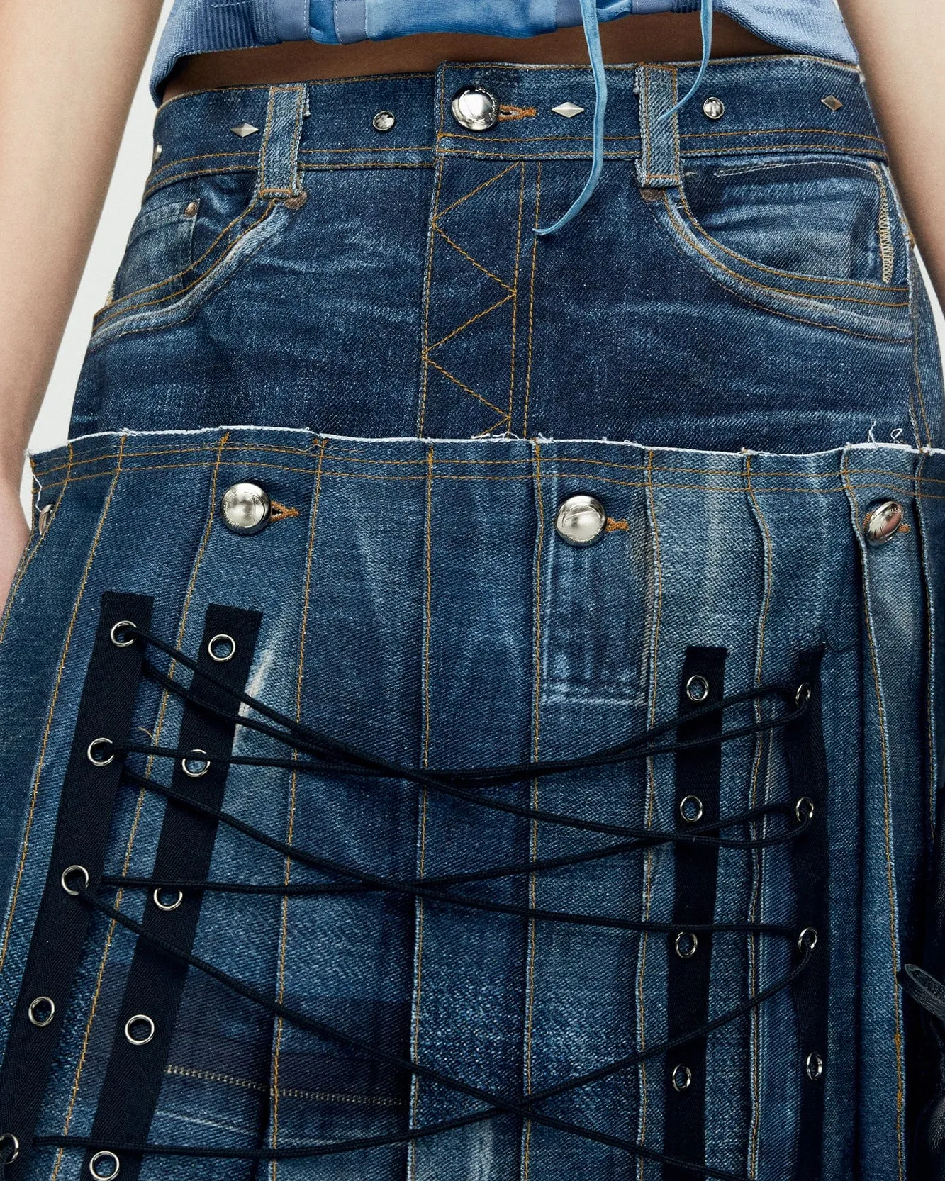 DENIM TROMPE L`OEIL PLEATS LONG SKIRT apa766w(BLUE) sold by Andersson Bell product image thumbnail 4