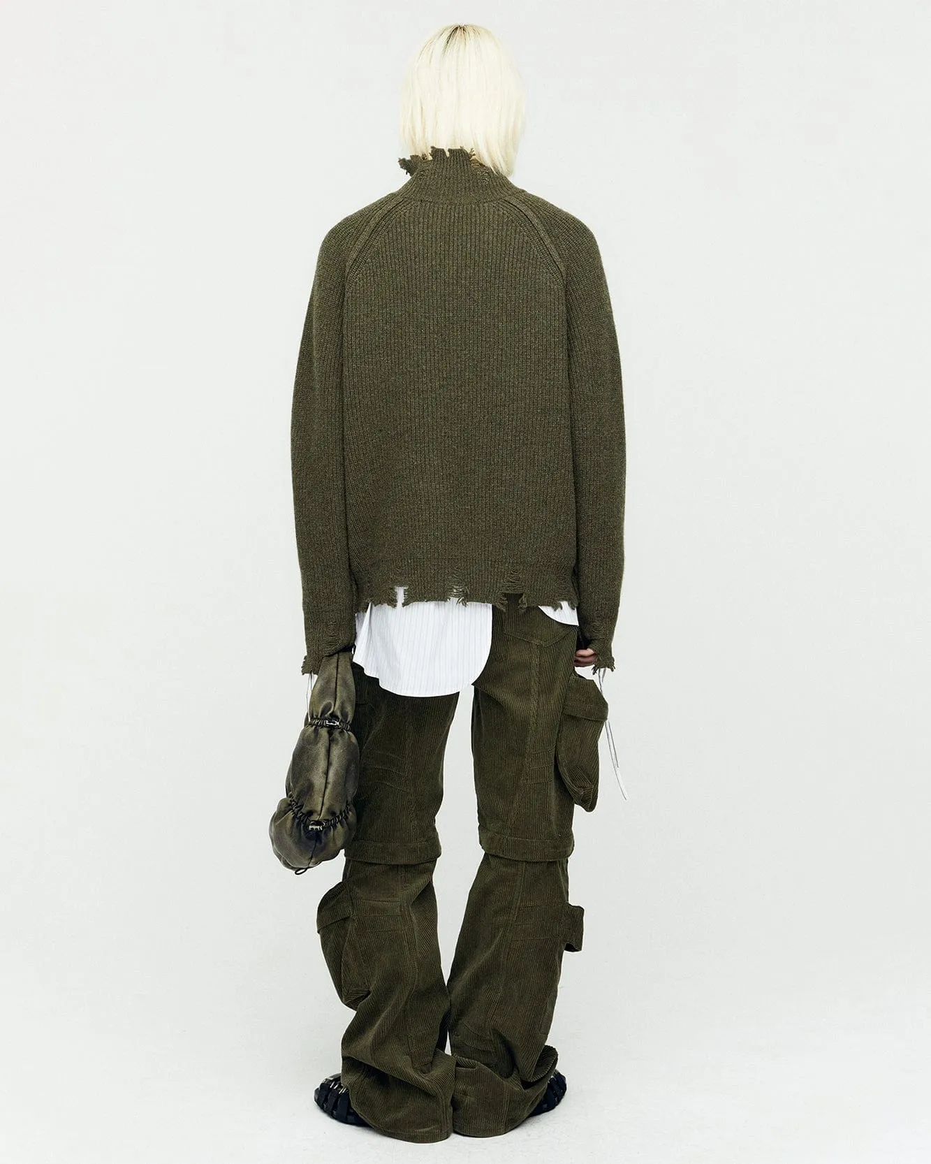ROGHEN TURTLE NECK SWEATER atb1157m(TAUPE) sold by Andersson Bell product image thumbnail 5