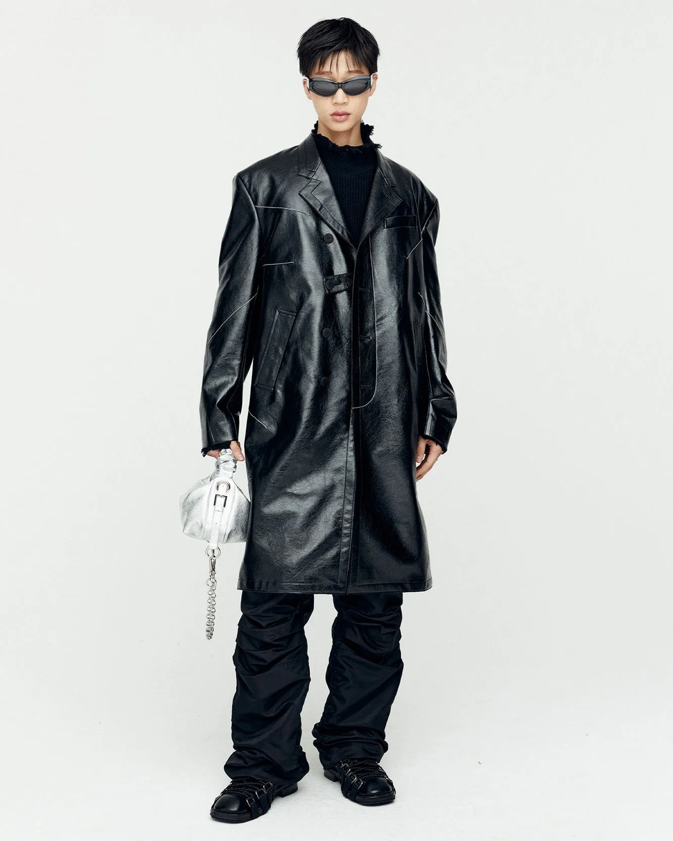 ROGHEN TURTLE NECK SWEATER atb1157m(BLACK) sold by Andersson Bell product image thumbnail 5