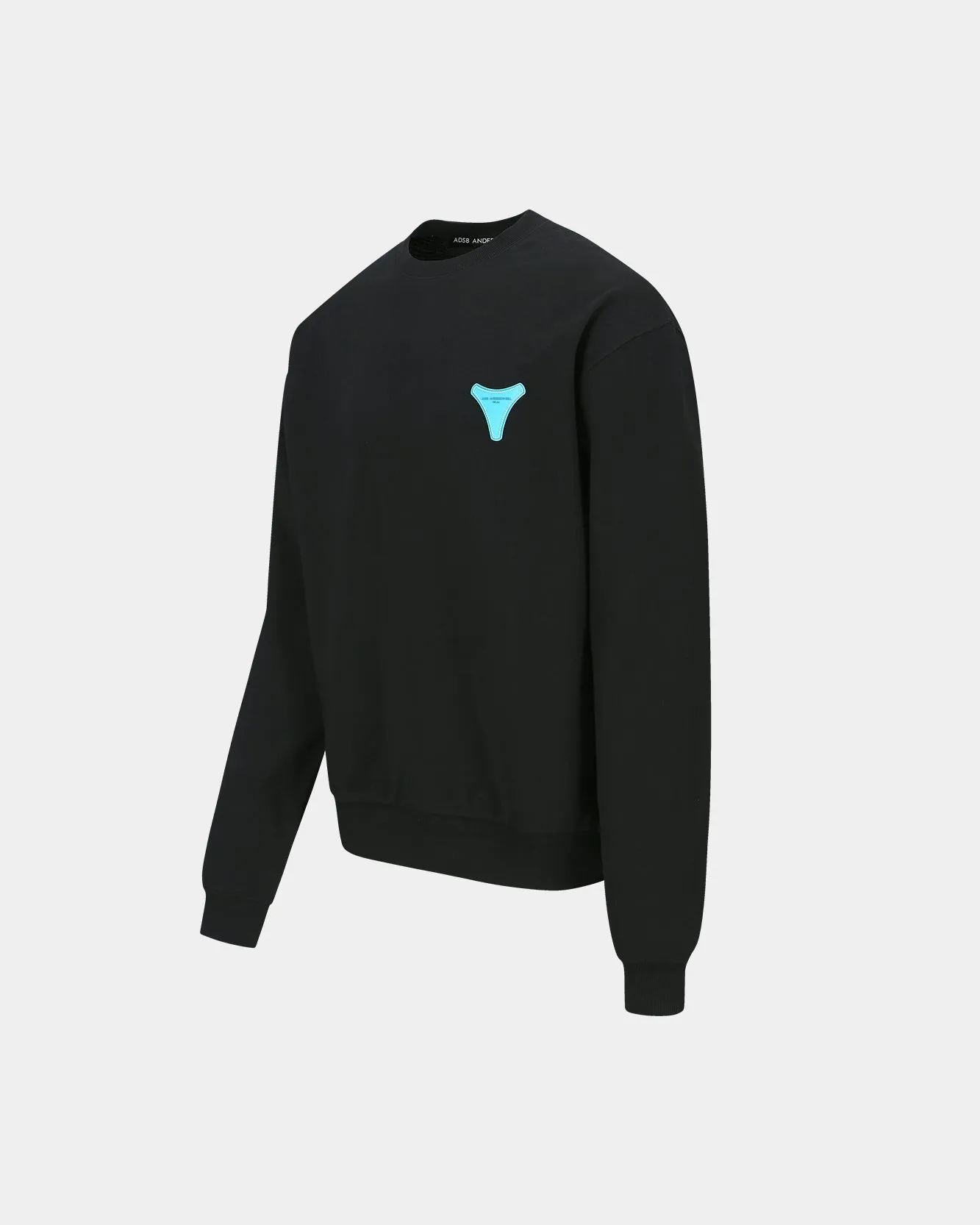 UNISEX STOOL PATCH LOGO SWEATSHIRTS atb1272u(BLACK) sold by Andersson Bell product image thumbnail 3