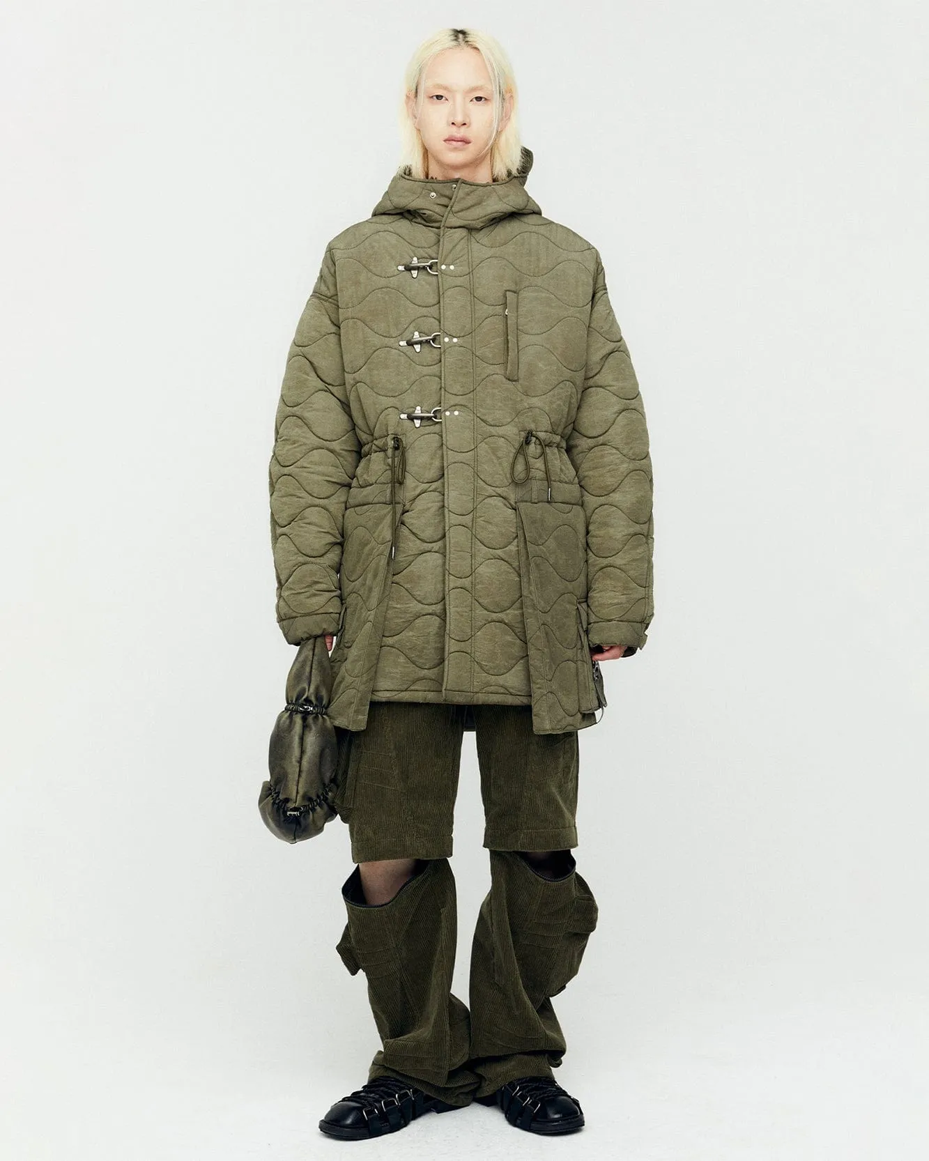 MILANO CORDUROY CARGO PANTS apa751m(KHAKI) sold by Andersson Bell product image thumbnail 5