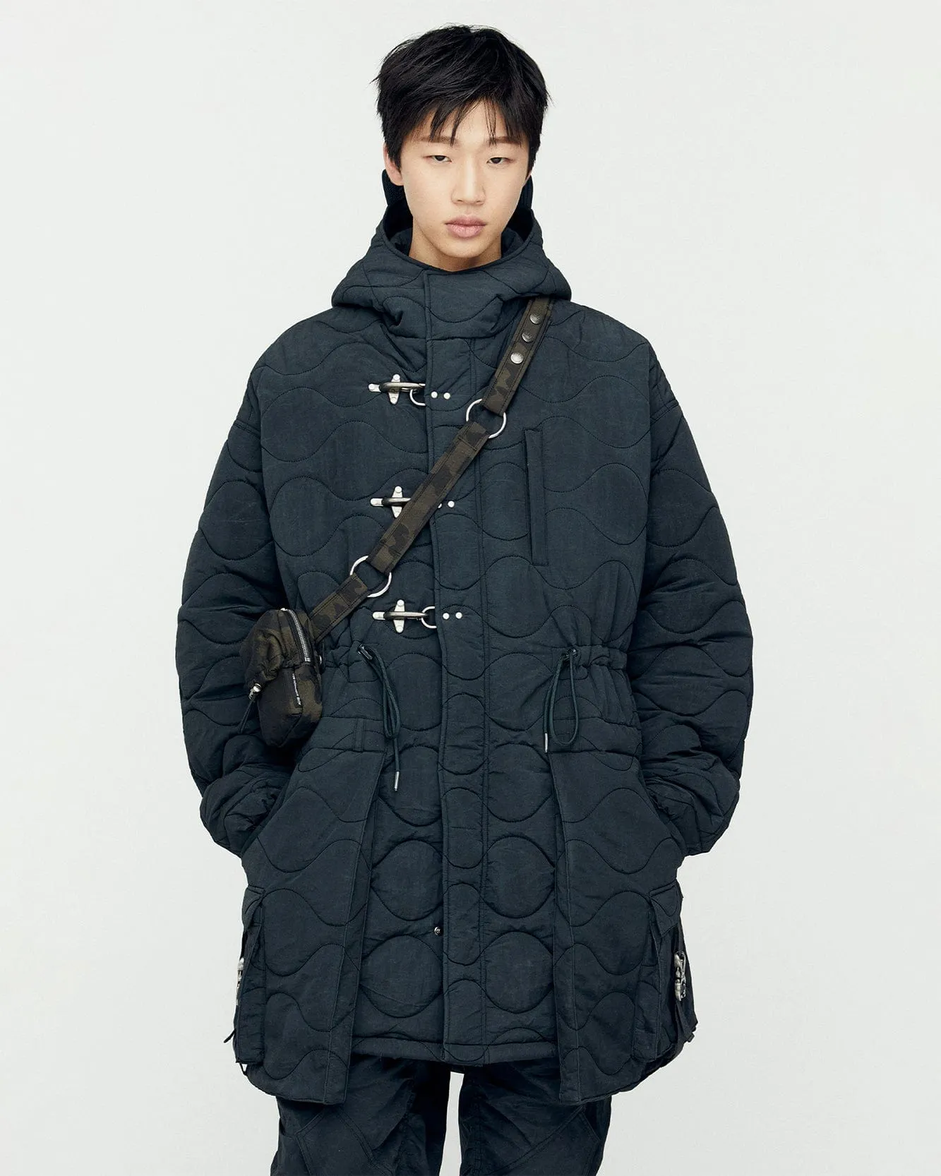 LACE-UP FISHTAIL PARKA awa638m(ASPHALT) sold by Andersson Bell