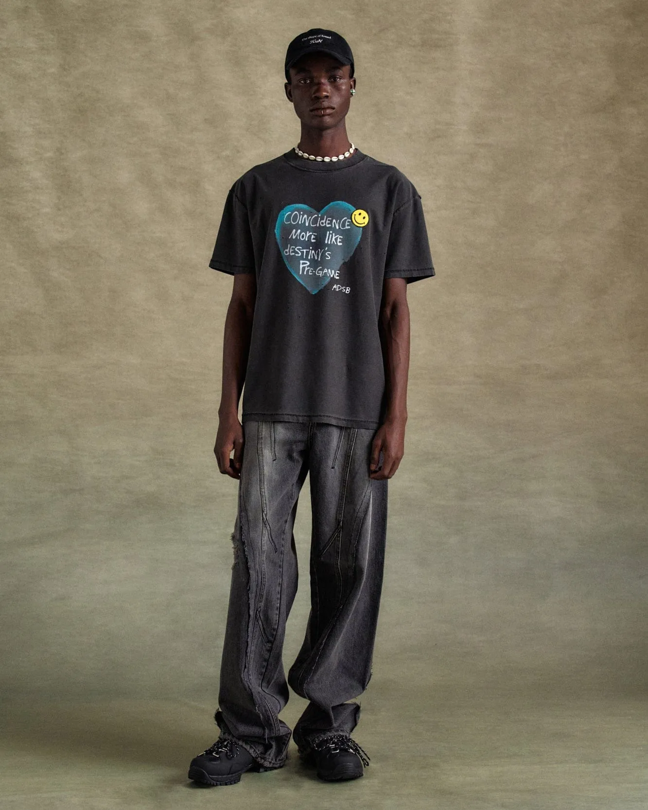 UNISEX DOUBLE PATCH CAP aaa441u(BLACK) sold by Andersson Bell product image thumbnail 5