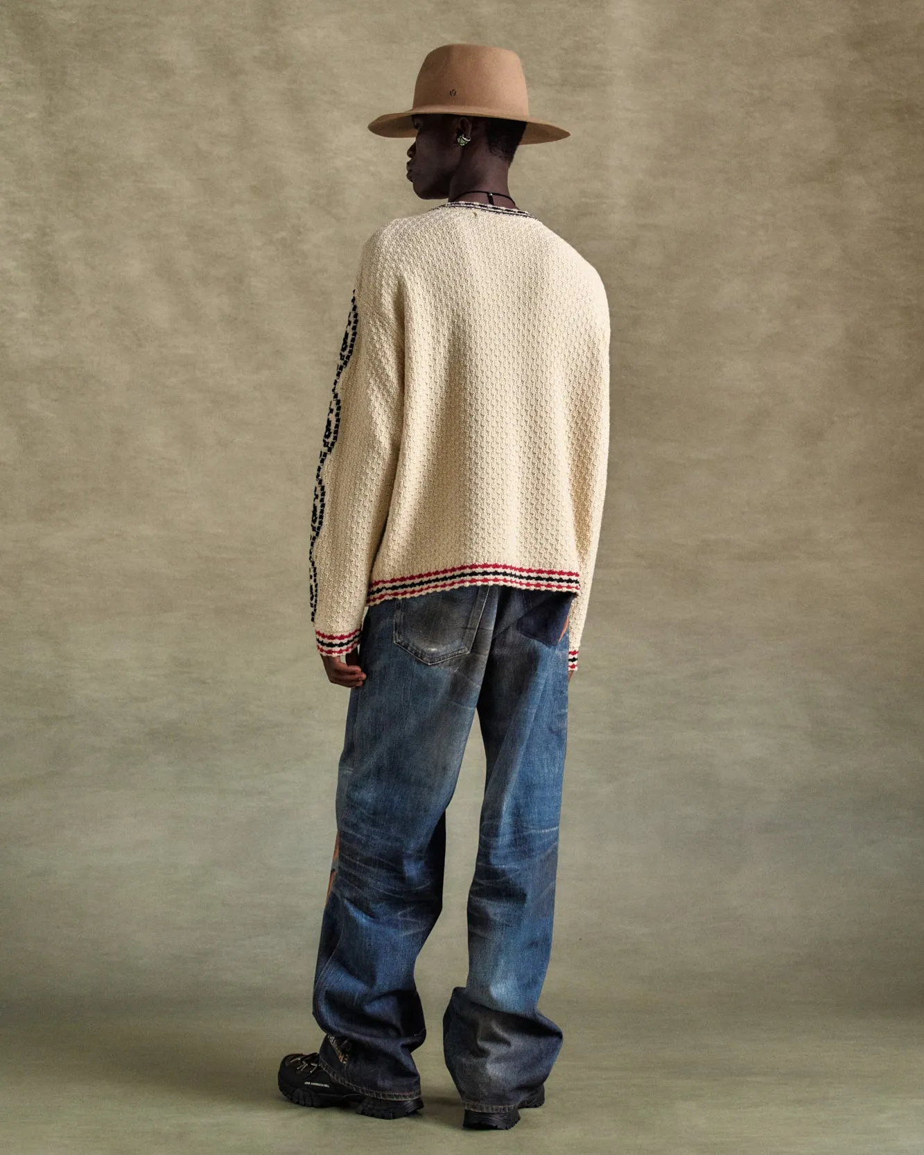 FANTASIA ROUND-NECK CARDIGAN atb1244m(ECRU) sold by Andersson Bell product image thumbnail 5