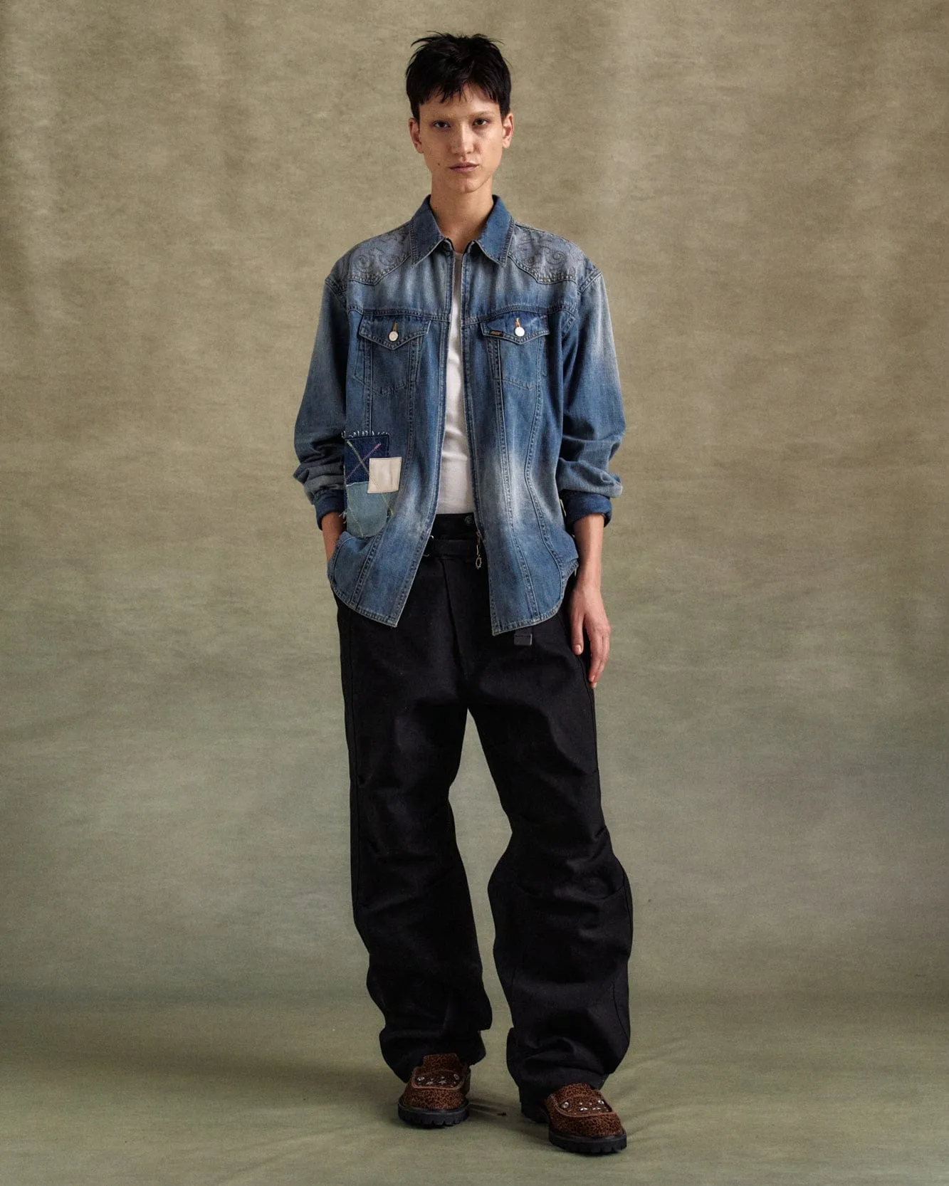 EMBROIDERY PATCHWORK DENIM SHIRTS atb1273m(BLUE) sold by Andersson Bell