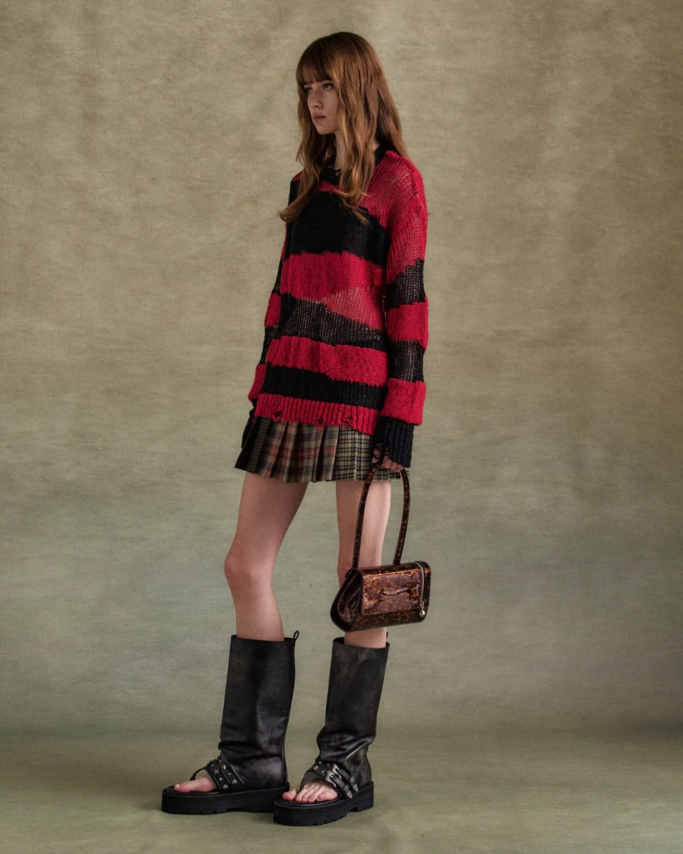 BLACK RED STRIPE CREW-NECK SWEATER atb1284m(BLACK/RED) sold by Andersson Bell product image thumbnail 5