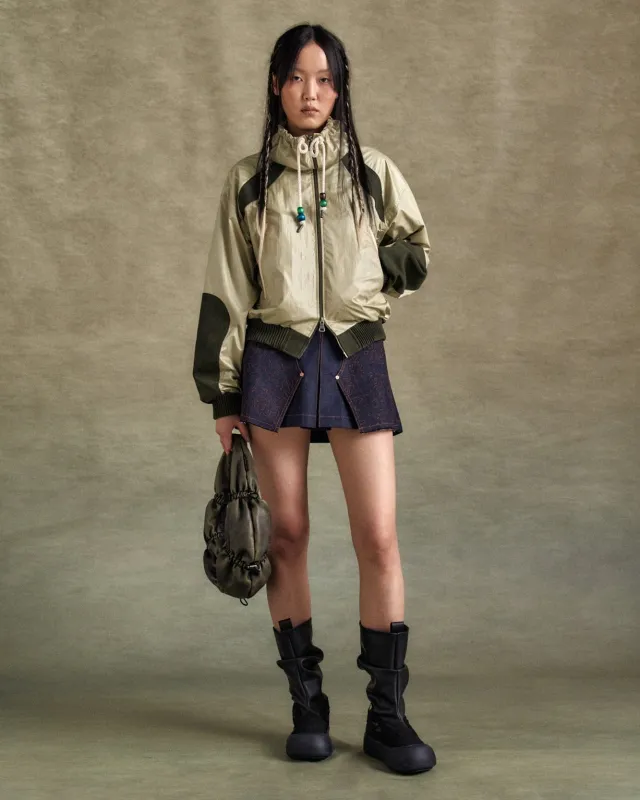 EMBROIDERY PANEL PLEATED DENIM SKIRT apa795w(INDIGO) made by Andersson Bell