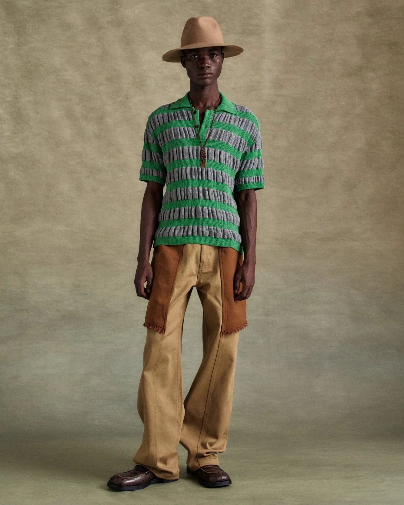 BUBBLE STRIPE POLO SWEATER atb1246m(GREY/GREEN) sold by Andersson Bell product image thumbnail 4