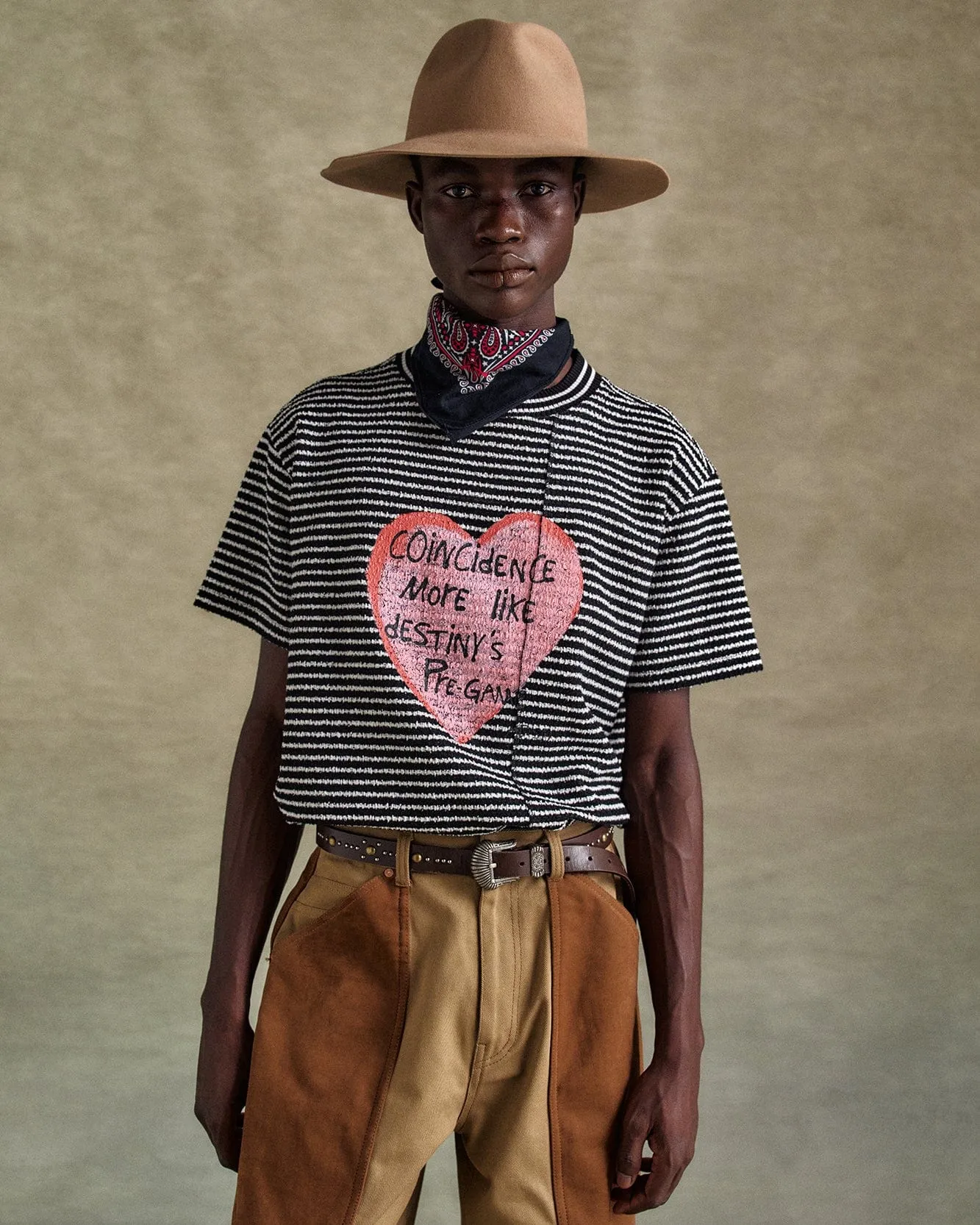 HEART MESSAGE STRIPE CREW NECK SWEATER atb1248m(BLACK) sold by Andersson Bell