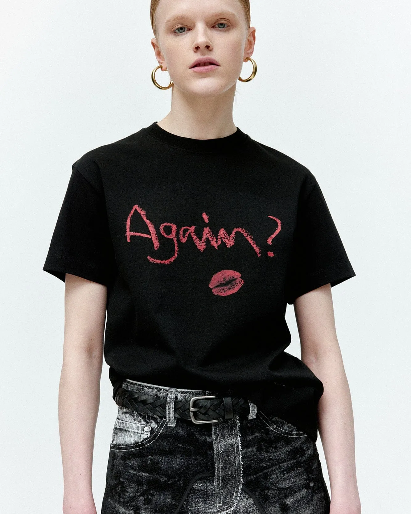(ESSENTIAL) UNISEX AGAIN LIP T-SHIRT atb1406u(BLACK) sold by Andersson Bell