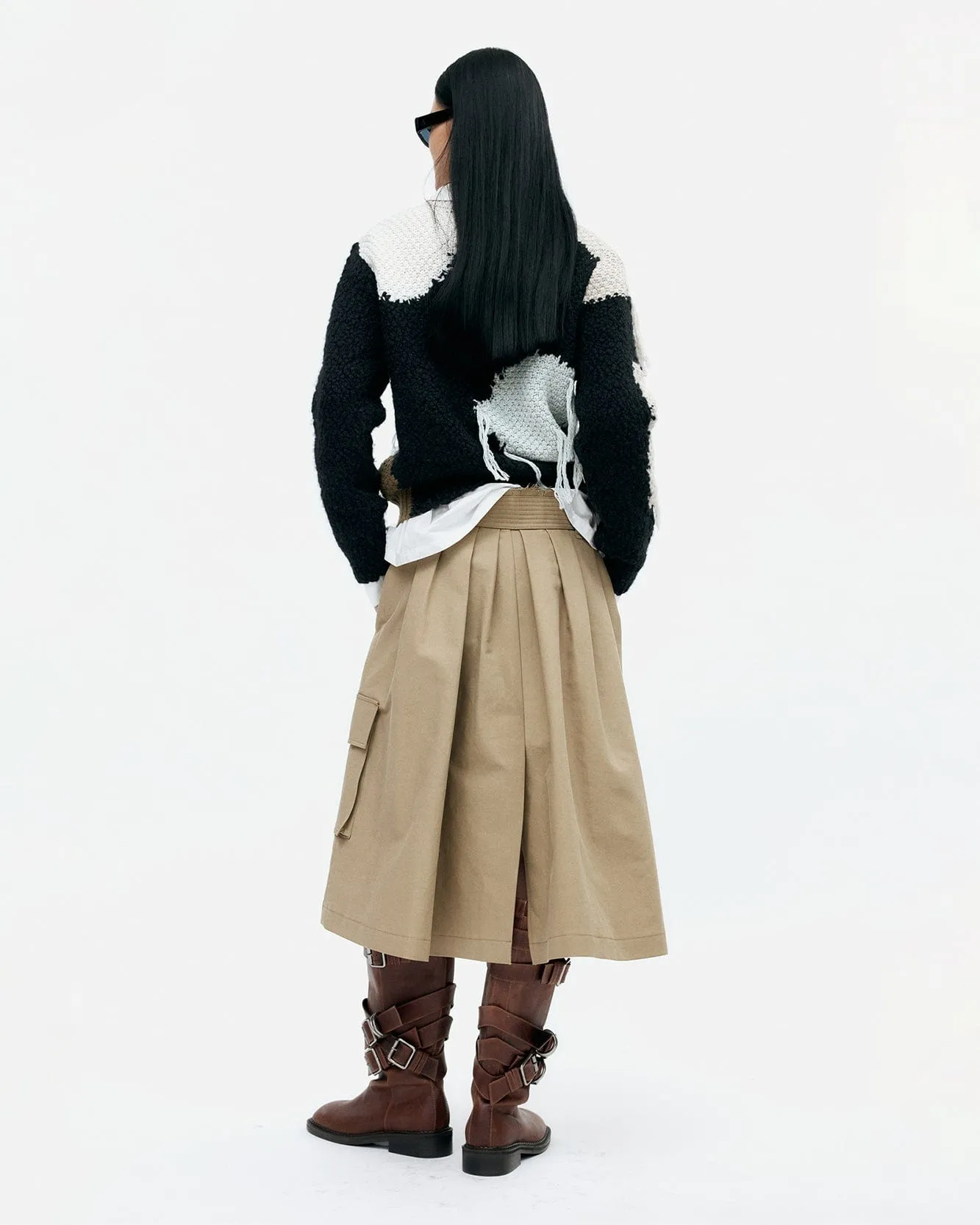 TRENCH PLEATS SKIRT apa849w(KHAKI) sold by Andersson Bell product image thumbnail 4