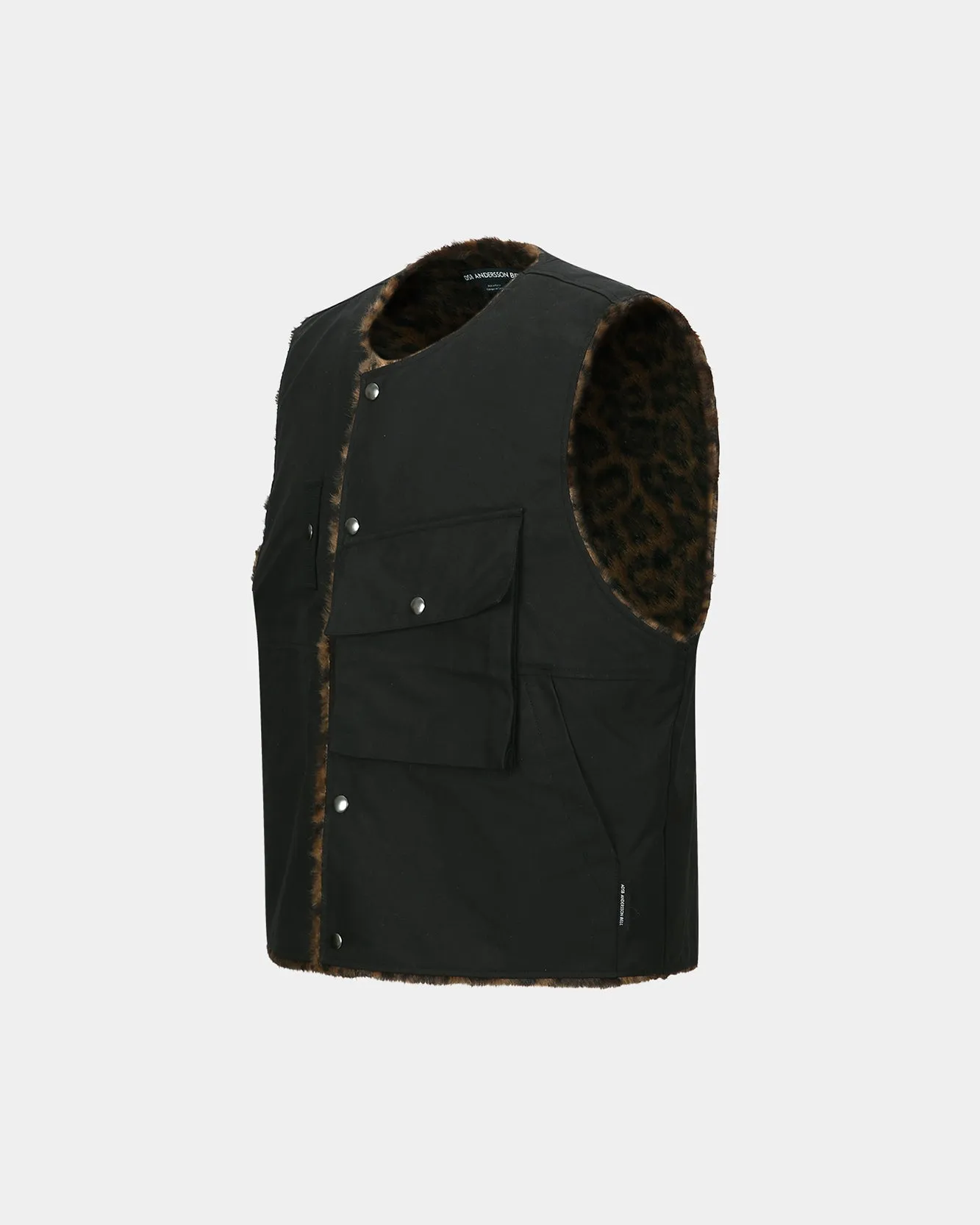 COLLARLESS POCKET VEST awa733m(BLACK) sold by Andersson Bell product image thumbnail 3