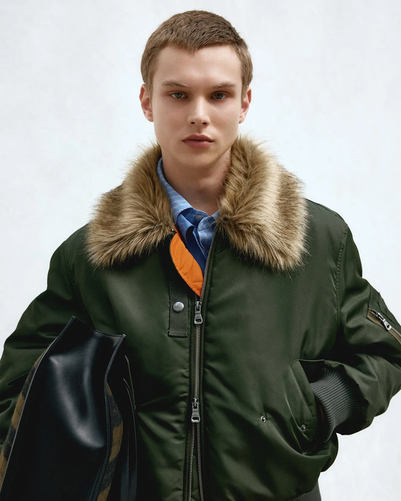 FUR COLLAR MA-1 BOMBER awa737u(KHAKI) sold by Andersson Bell