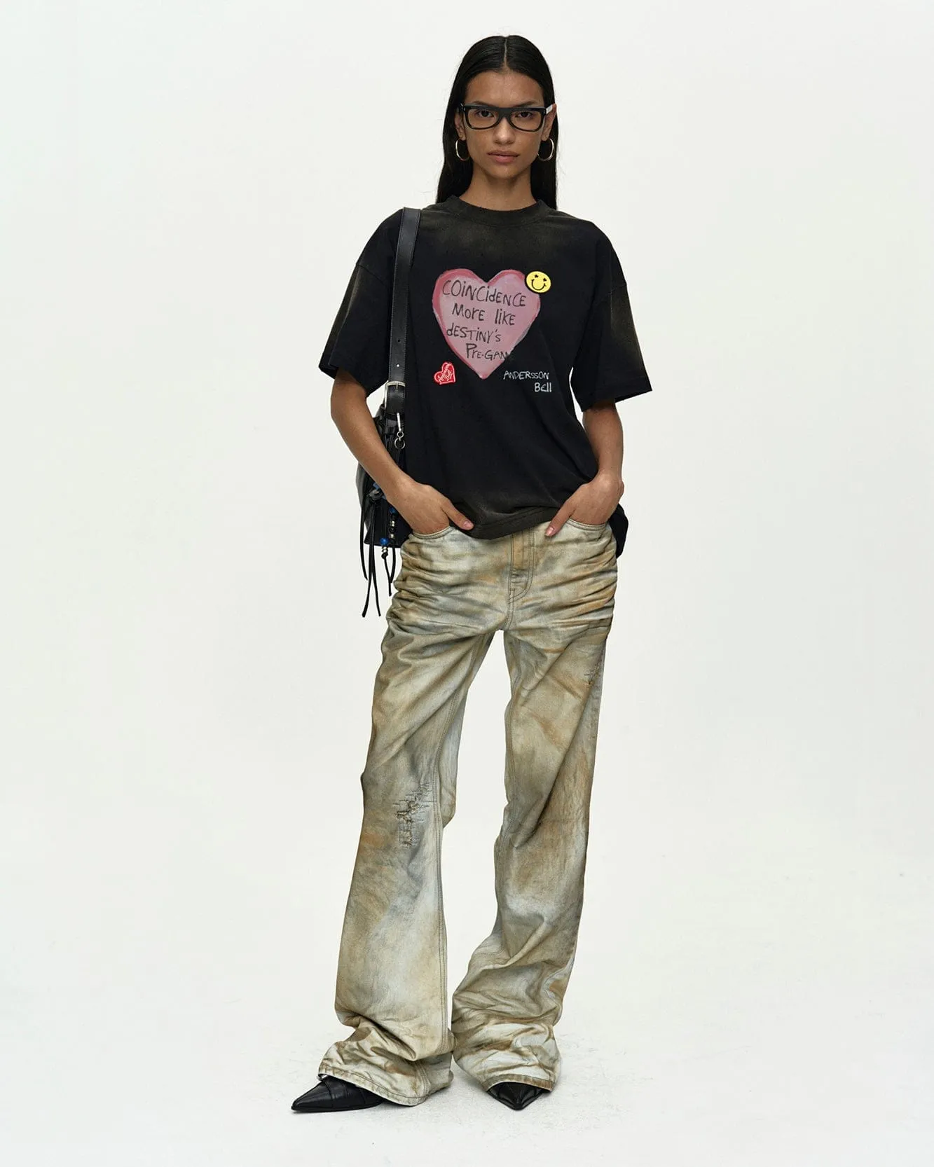 (ESSENTIAL) UNISEX SPRAY WASHED HEART MESSAGE T-SHIRT atb1432u(BLACK) sold by Andersson Bell product image thumbnail 4
