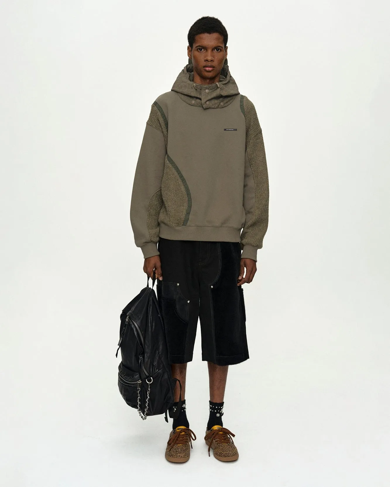 DETACHABLE BALACLAVA SWEATSHIRT atb1425m(KHAKI) sold by Andersson Bell product image thumbnail 4