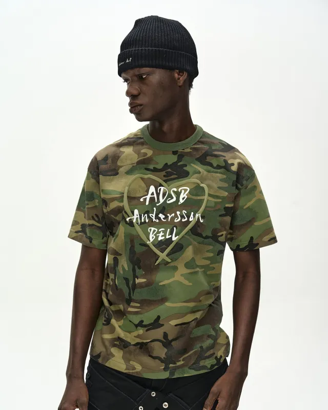 UNISEX HEART KELLY LOGO T-SHIRT atb1683u(CAMOUFLAGE) made by Andersson Bell