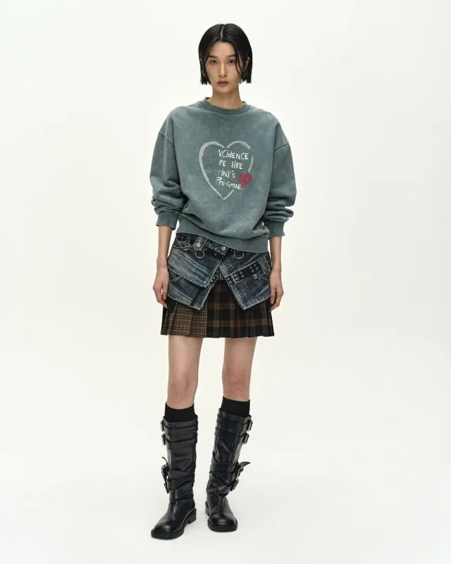 (ESSENTIAL) UNISEX HEART FIX SWEATSHIRT (GREEN) made by Andersson Bell