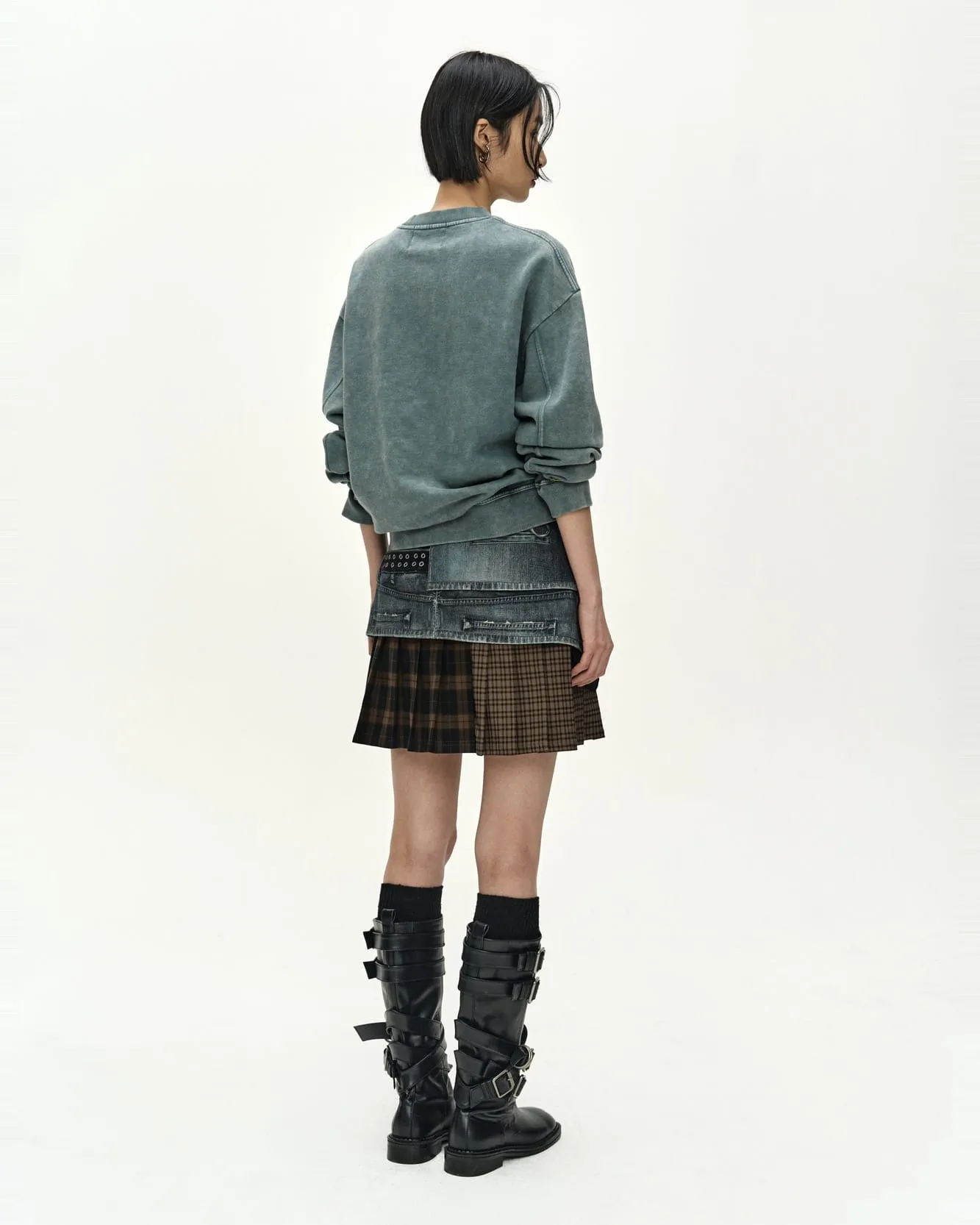 (ESSENTIAL) UNISEX HEART FIX SWEATSHIRT (GREEN) sold by Andersson Bell product image thumbnail 5