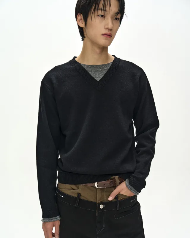 UNISEX LAYERED V-NECK SWEATER (BLACK) made by Andersson Bell