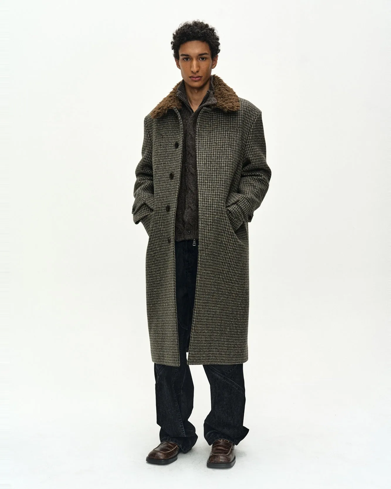 DETACHABLE FUR COLLAR CHESTERFIELD TWEED COAT (DARK GREEN) sold by Andersson Bell product image thumbnail 5
