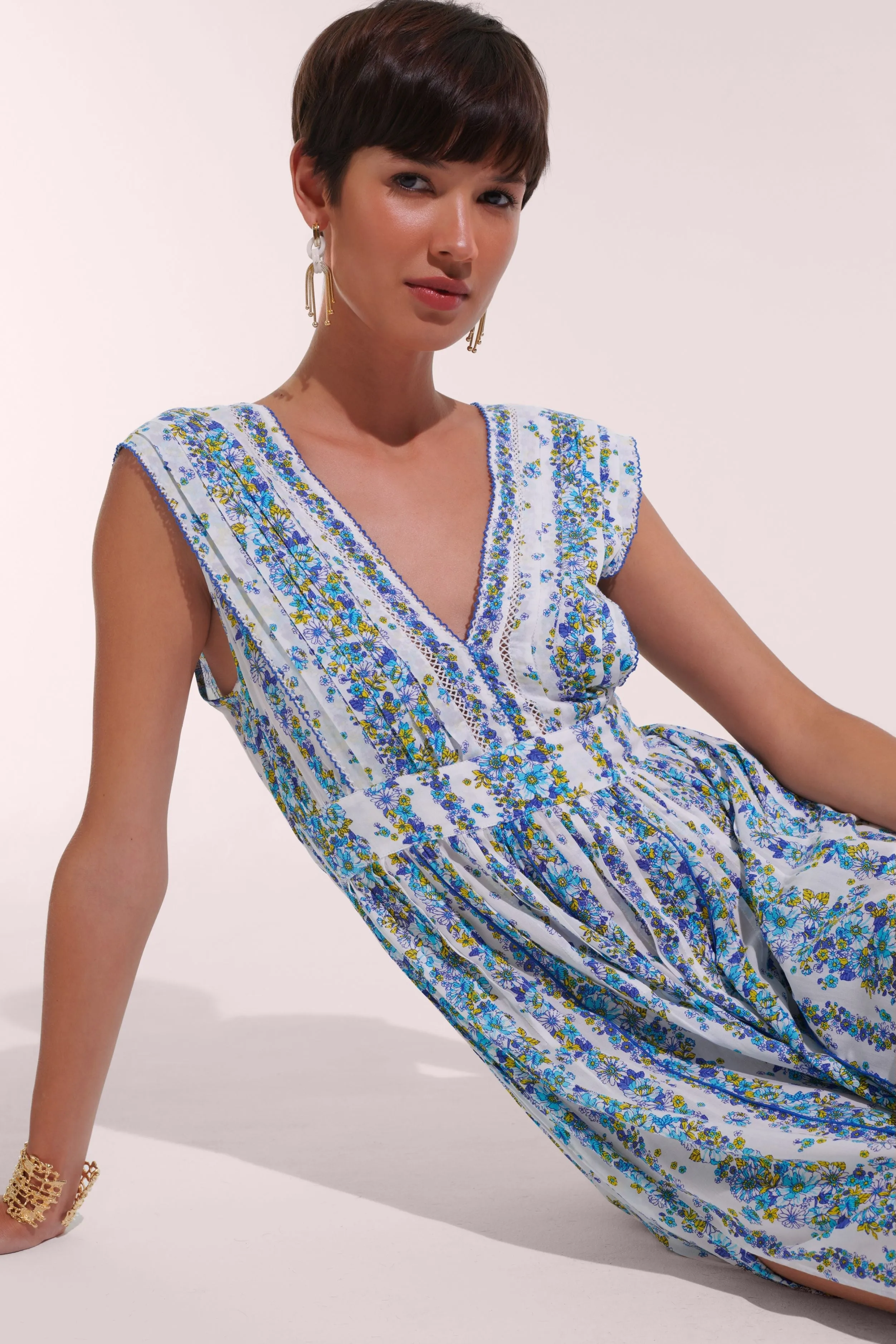 Long Dress Agnes - Blue Waves Flowers sold by Poupette St Barth product image thumbnail 2
