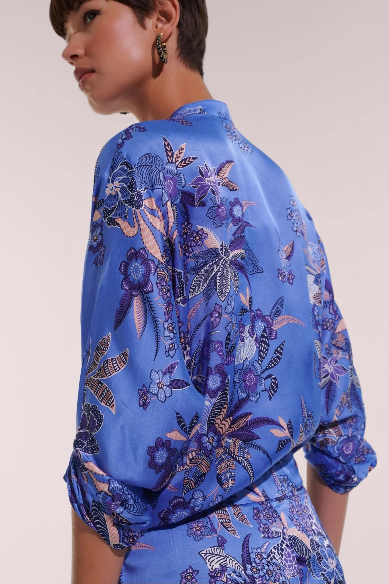 Shirt Azia - Blue Leo Forest sold by Poupette St Barth product image thumbnail 2