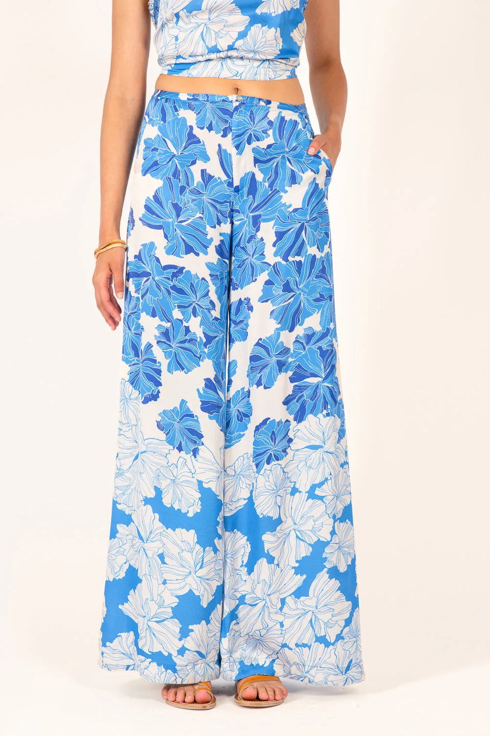 Pant Clea - Blue Flower Bunch sold by Poupette St Barth product image thumbnail 4