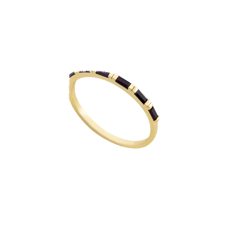 Baguette Diamond Ring made by Mint & Lilly