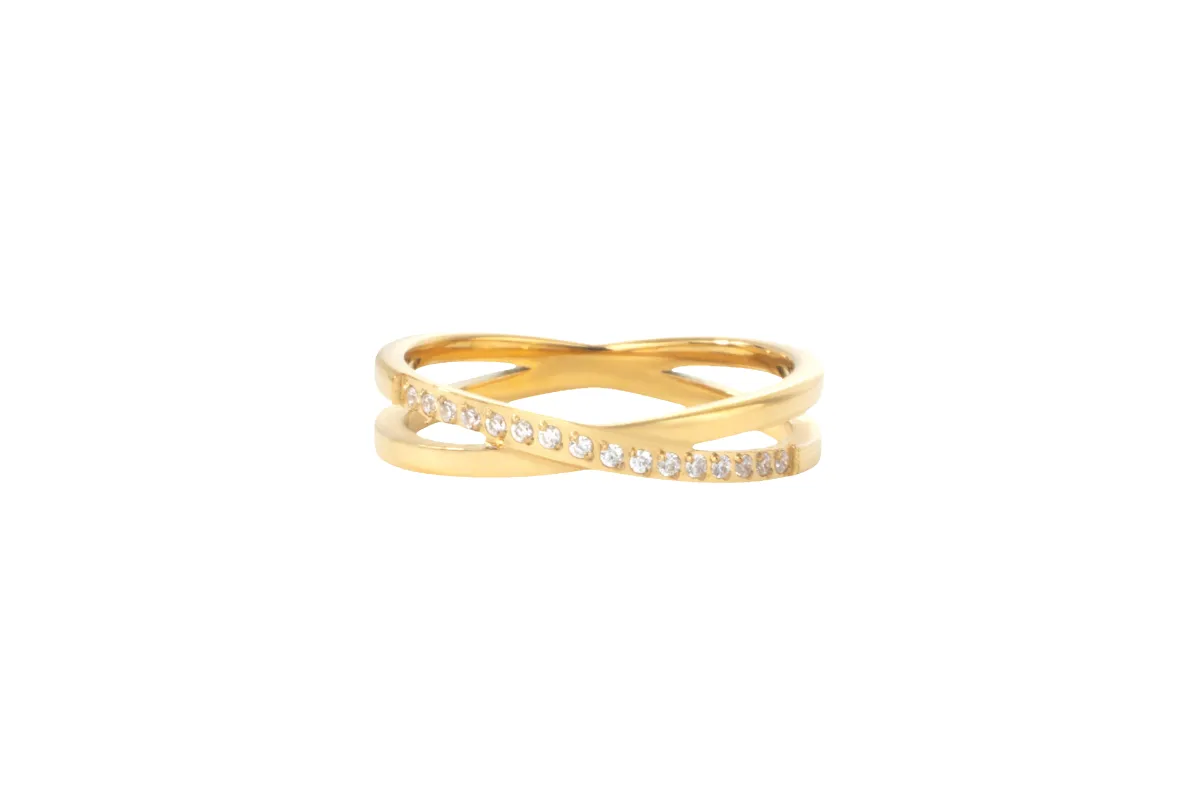 Crossing Wave Ring made by Mint & Lilly