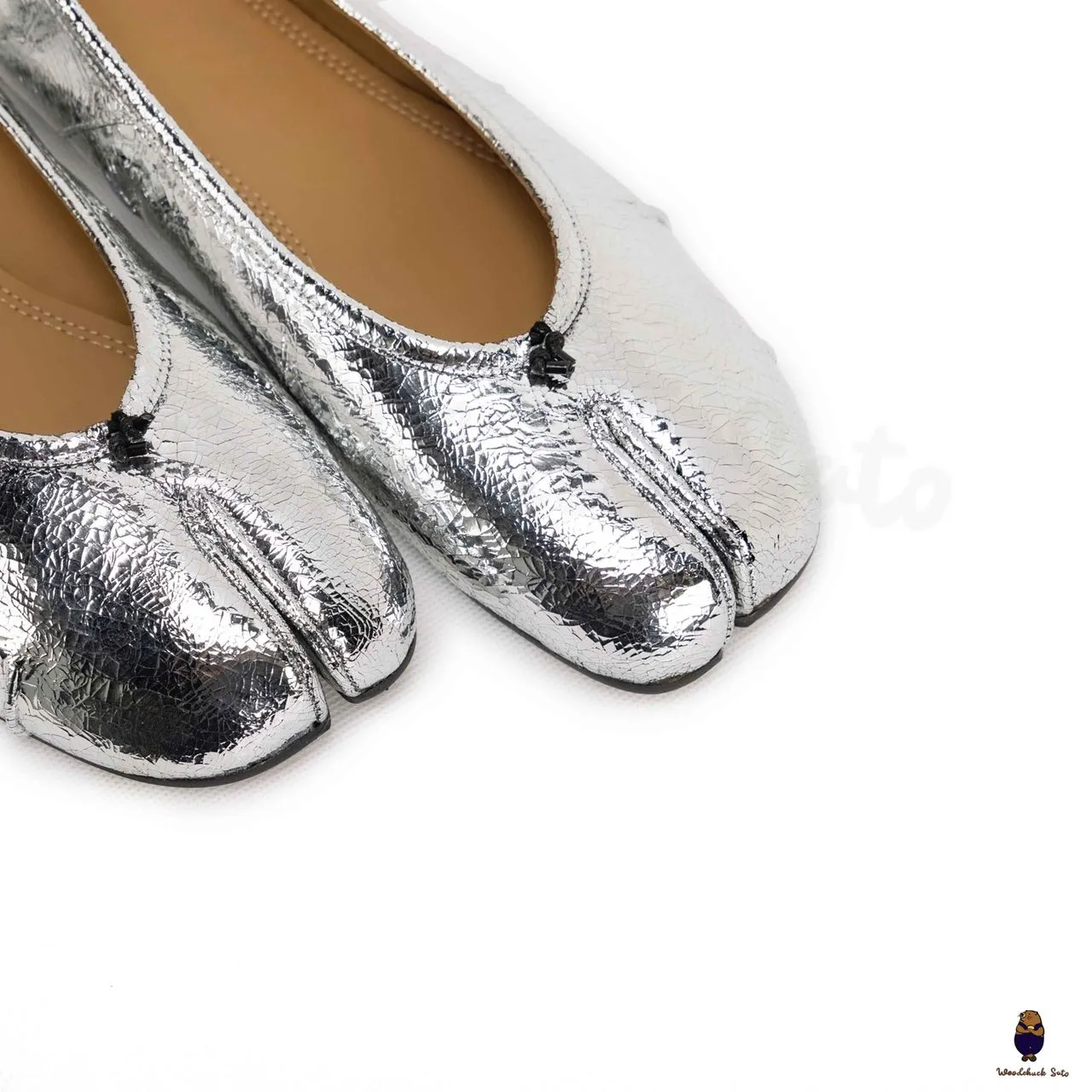 WoodchuckSato Silver Cracked Leather Tabi Ballet Flats with Ruched sold by WoodChuckSato product image thumbnail 5