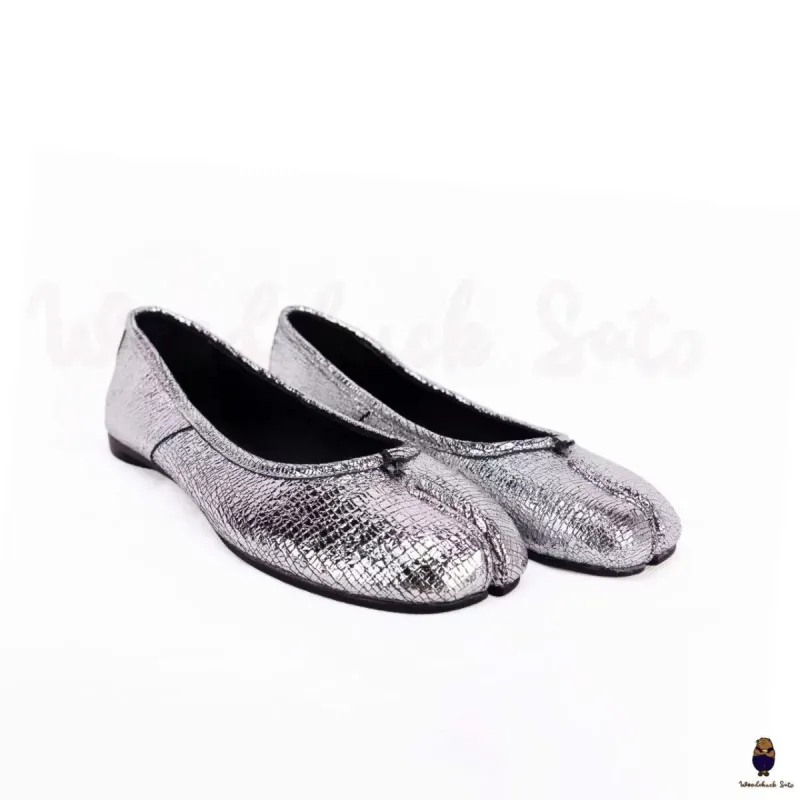 WoodchuckSato Cracked Silver Cow Leather Tabi Split-Toe Ballet Flats sold by WoodChuckSato