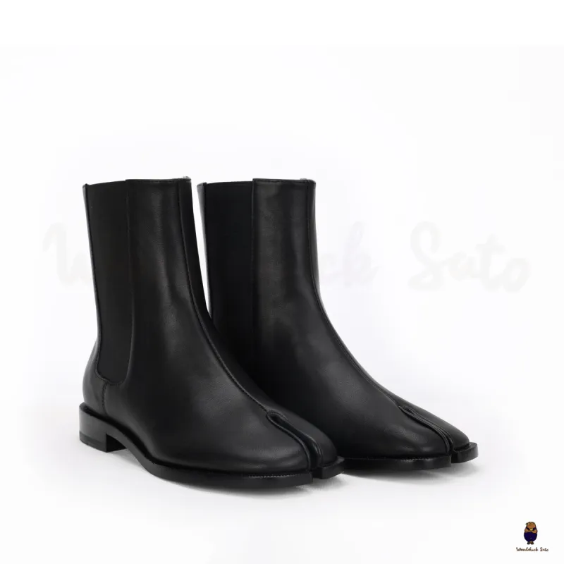WoodchuckSato Black Cow Leather Tabi Chelsea Boots sold by WoodChuckSato