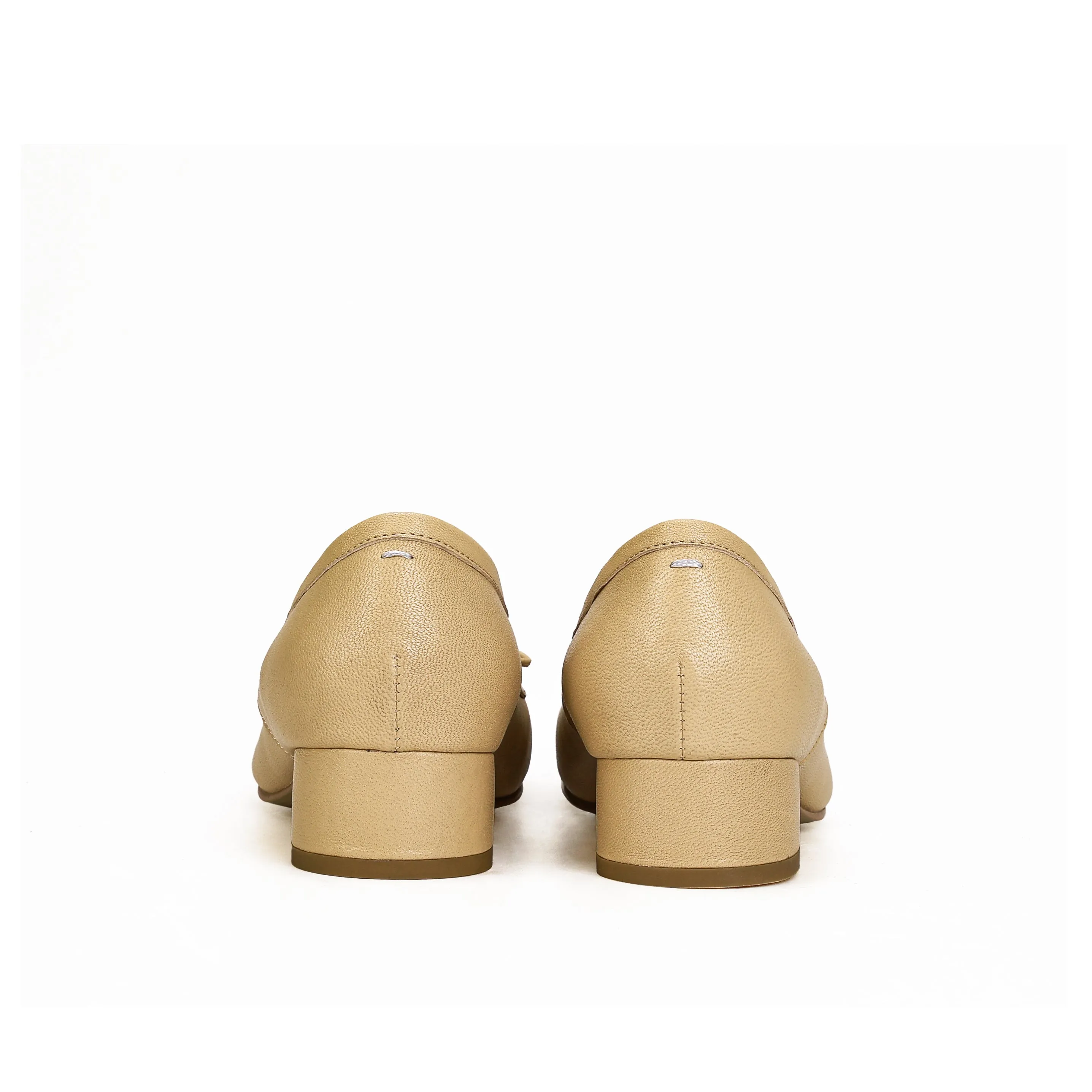 WoodchuckSato Beige Sheep Leather Tabi 3 cm Heel Pumps with Bow sold by WoodChuckSato product image thumbnail 2