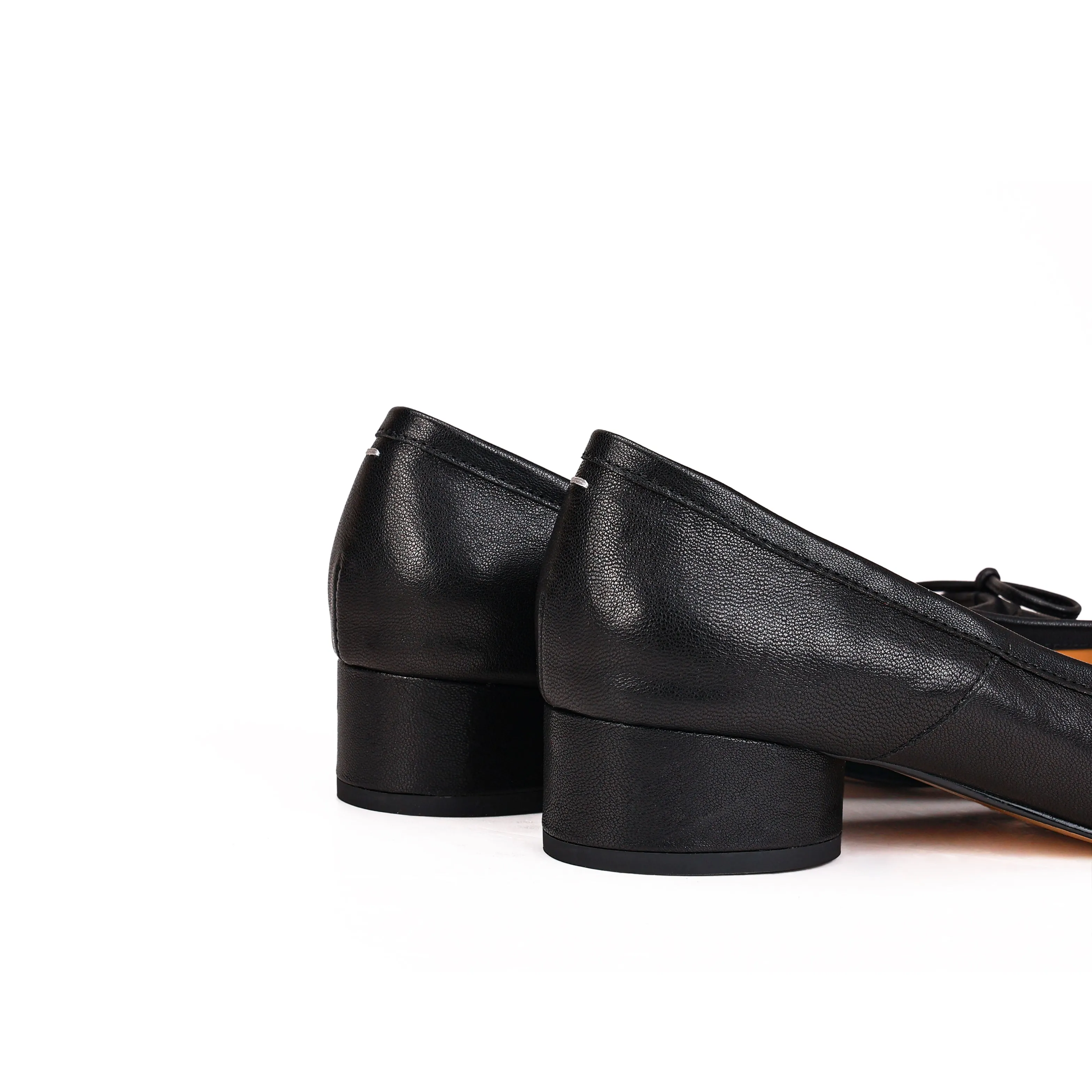 WoodchuckSato Black Cow Leather Tabi 3 cm Heel Pumps with Bow sold by WoodChuckSato product image thumbnail 4