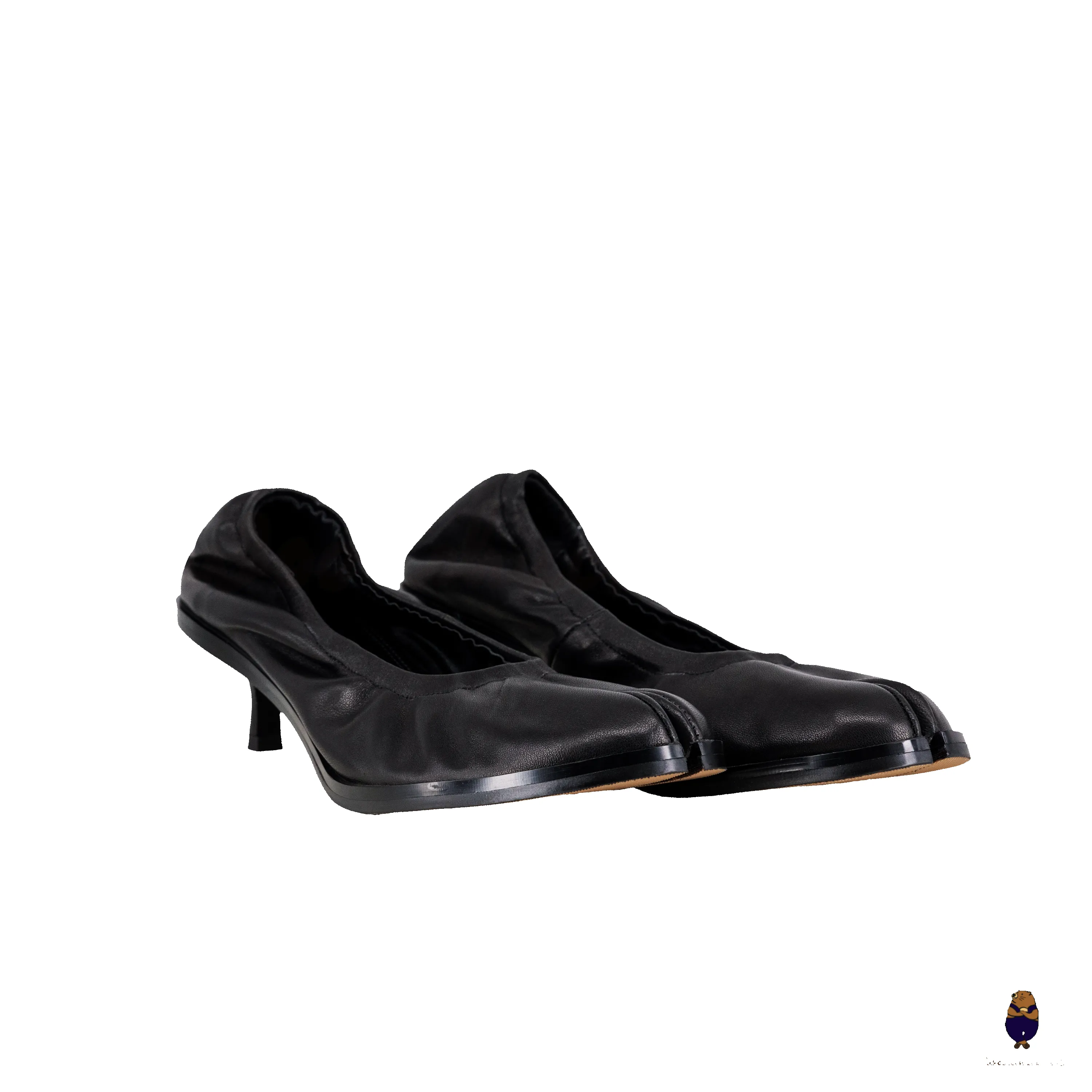 WoodchuckSato Black Leather Tabi Pumps with Elasticized Top 4.5cm Flared Heel sold by WoodChuckSato