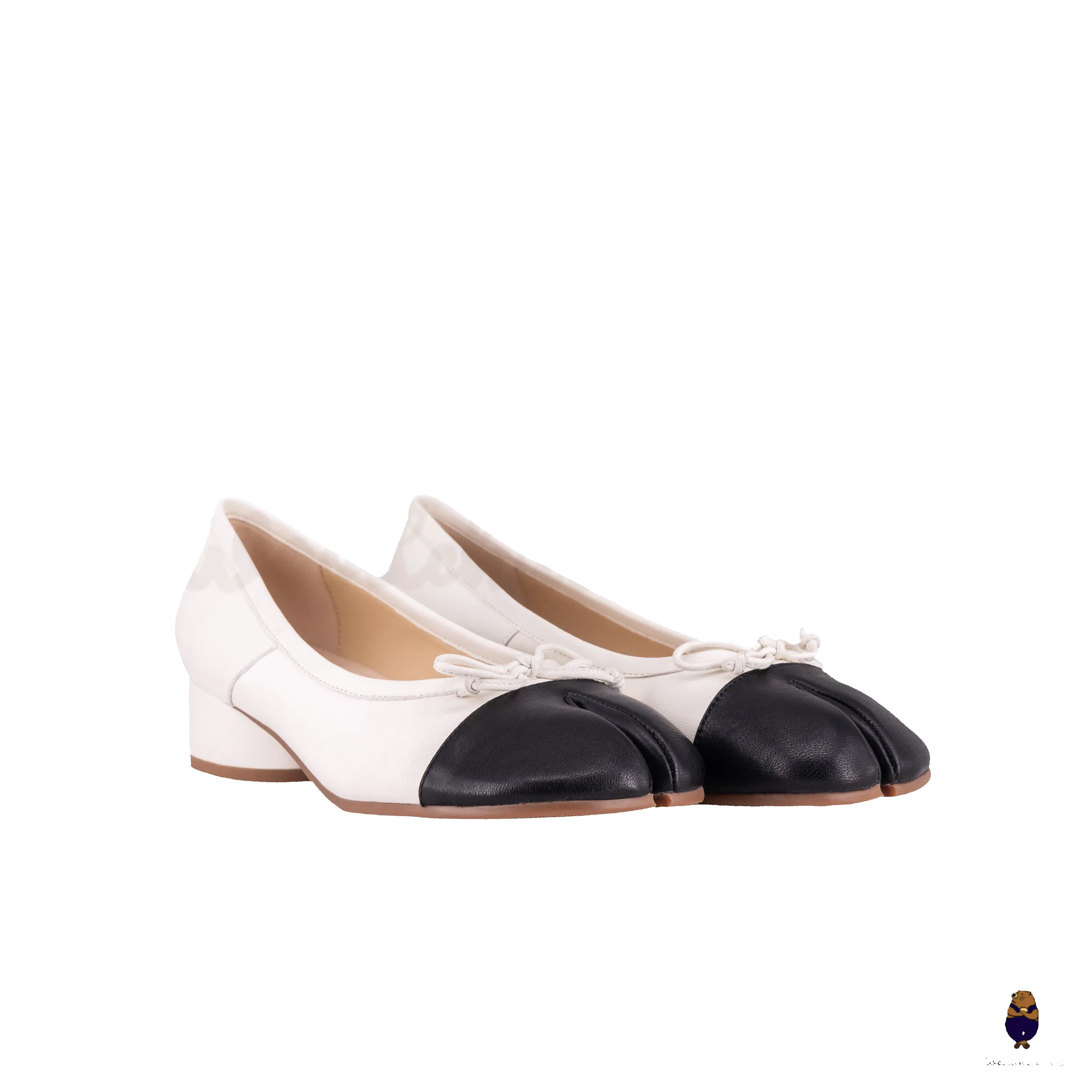 WoodChuckSato Two-Tone Tabi Ballet Heels White and Black Sheep Leather 3cm Heel with Bow sold by WoodChuckSato