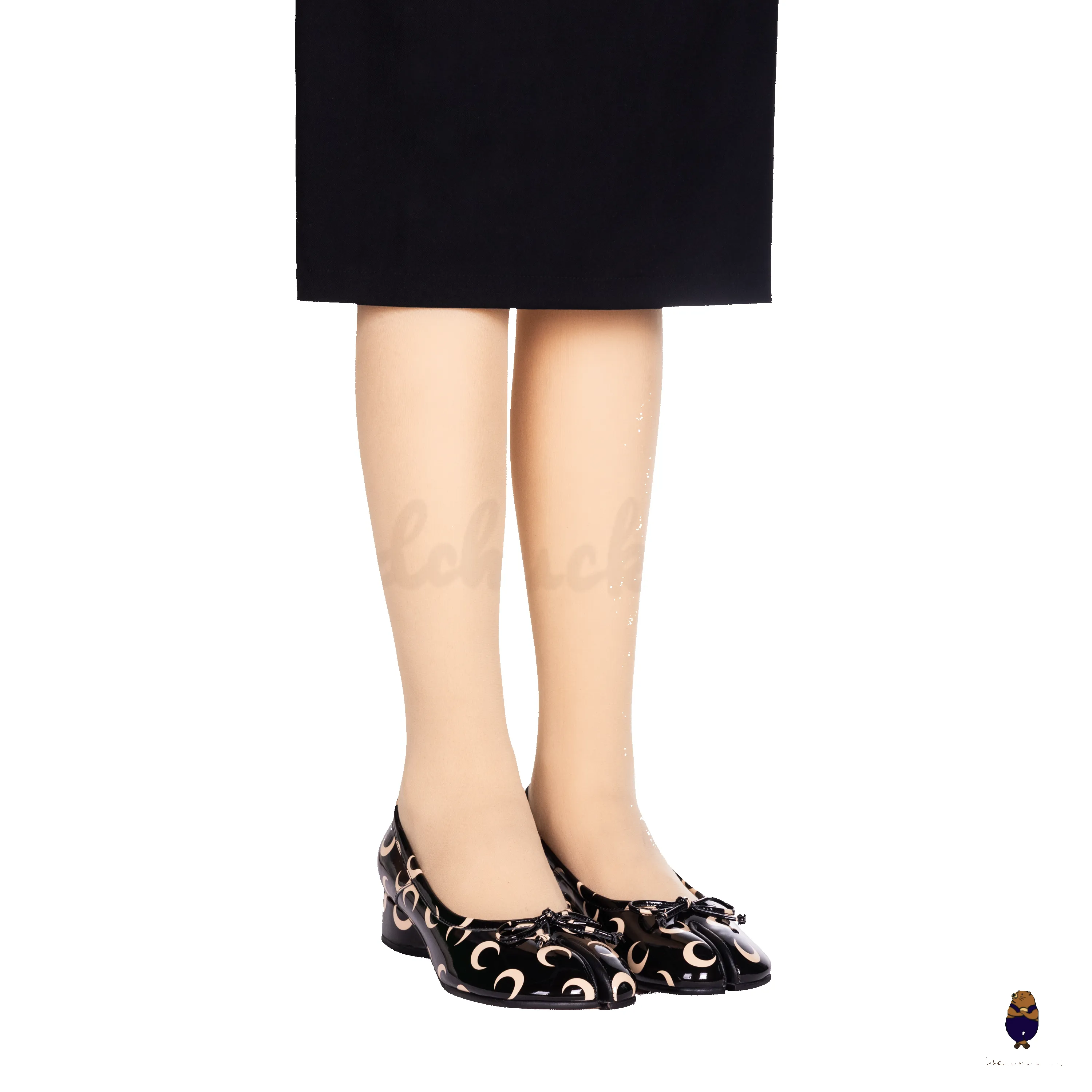 WoodchuckSato Black Patent Cow Leather Tabi 3 cm Heel Pumps with Beige Crescent Pattern & Bow sold by WoodChuckSato product image thumbnail 2