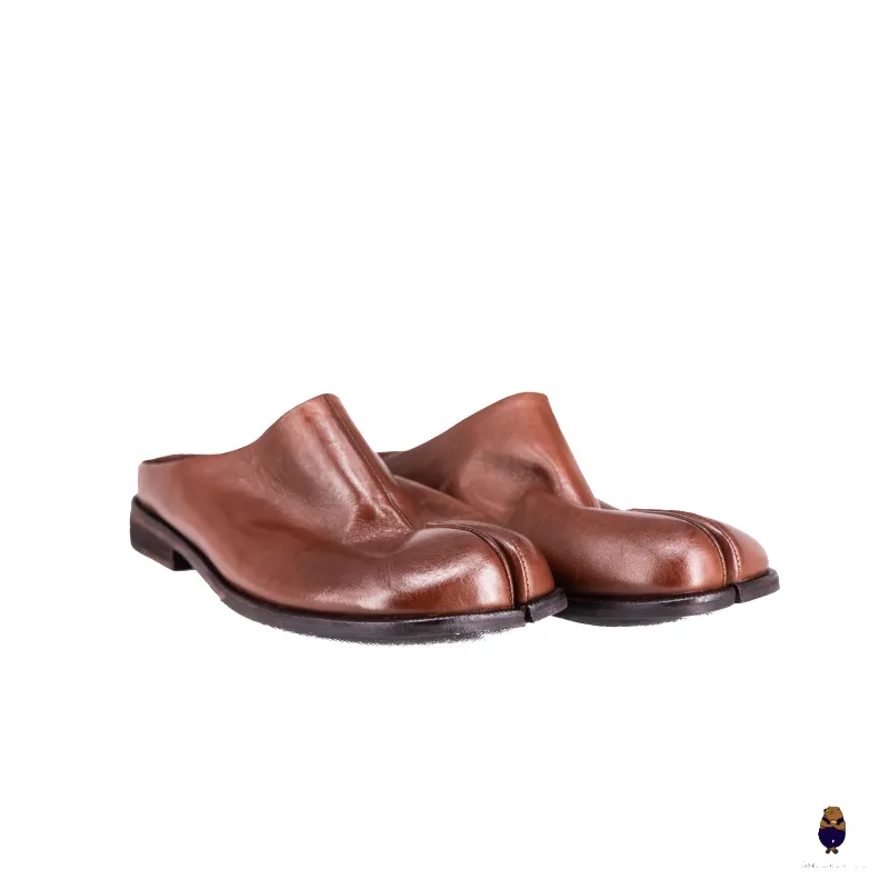 WoodchuckSato Chestnut Brown Horse Leather Tabi Mules sold by WoodChuckSato