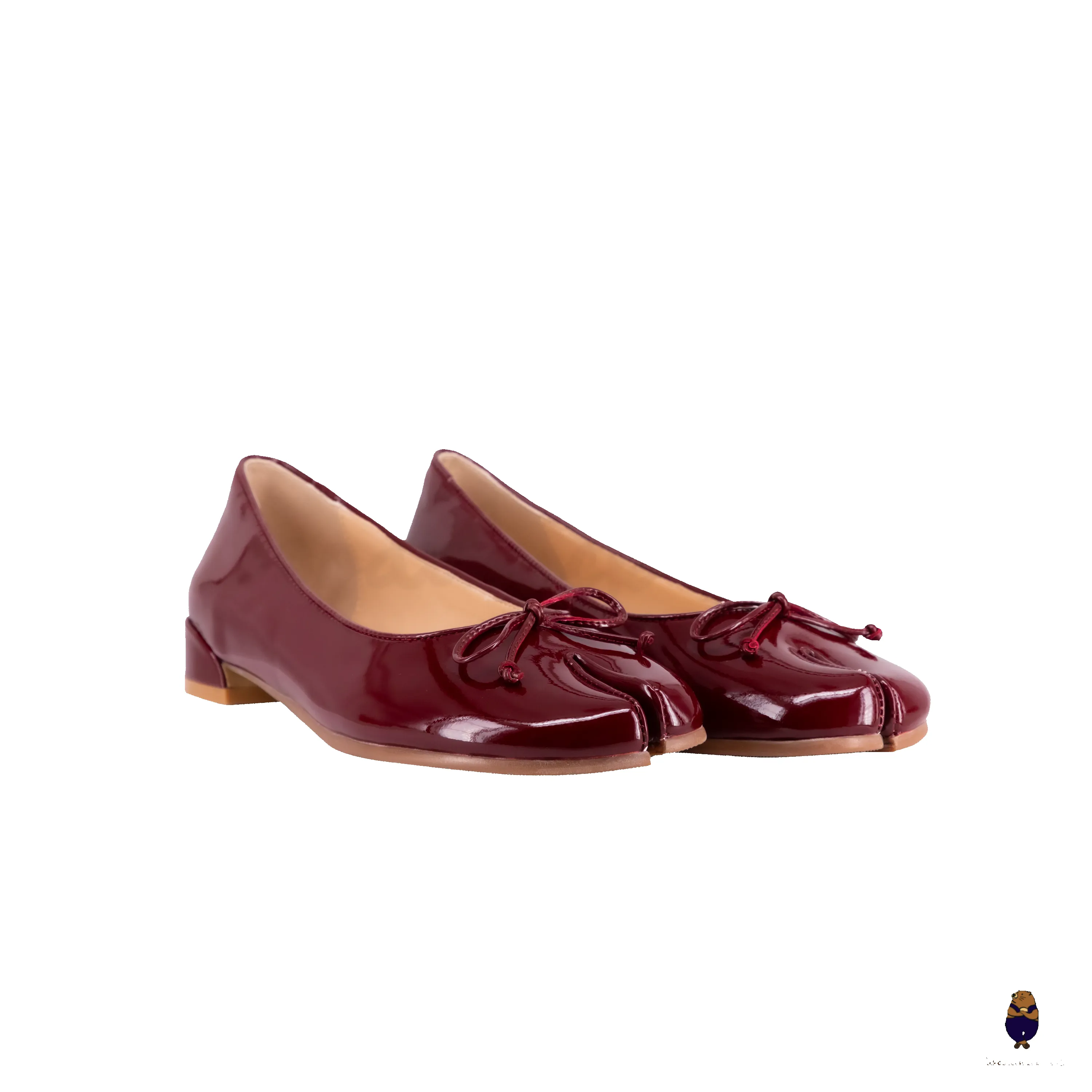 WoodchuckSato Burgundy Patent Cow Leather Tabi 2 cm Heel Pumps with Bow sold by WoodChuckSato