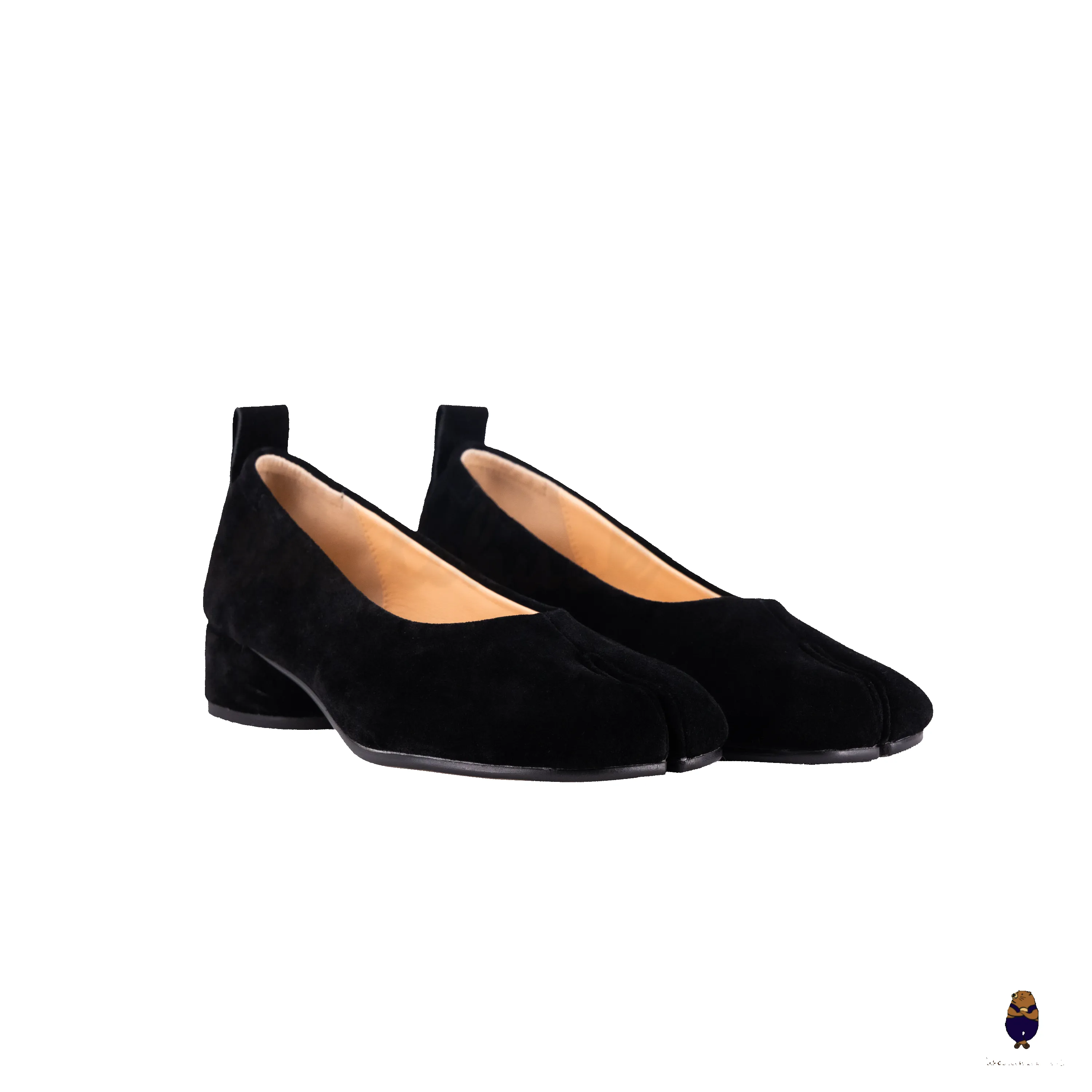 WoodchuckSato Black Suede Tabi Low Heel Pumps sold by WoodChuckSato