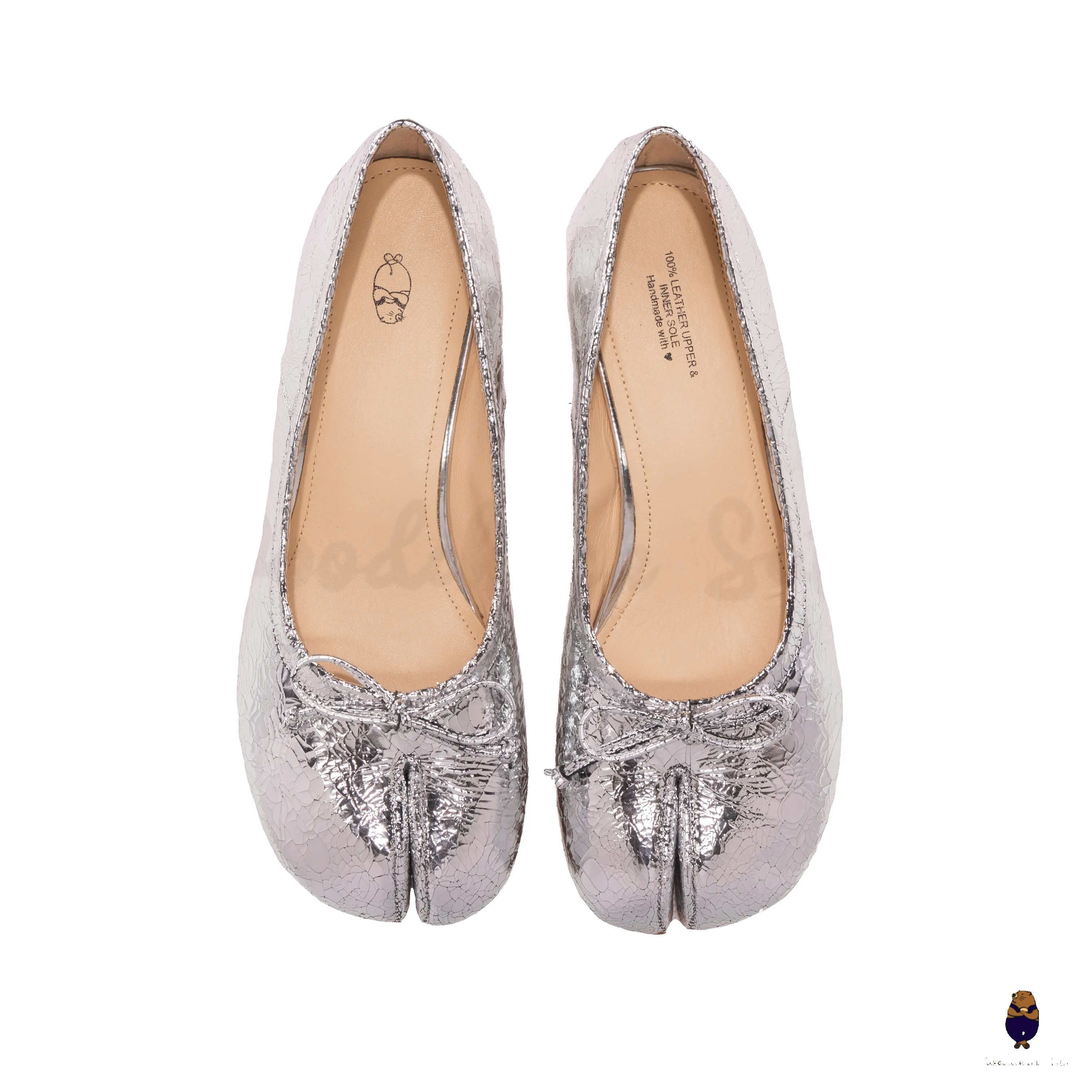 WoodchuckSato Cracked Silver Sheep Leather Tabi 3 cm Heel Pumps with Bow sold by WoodChuckSato product image thumbnail 4