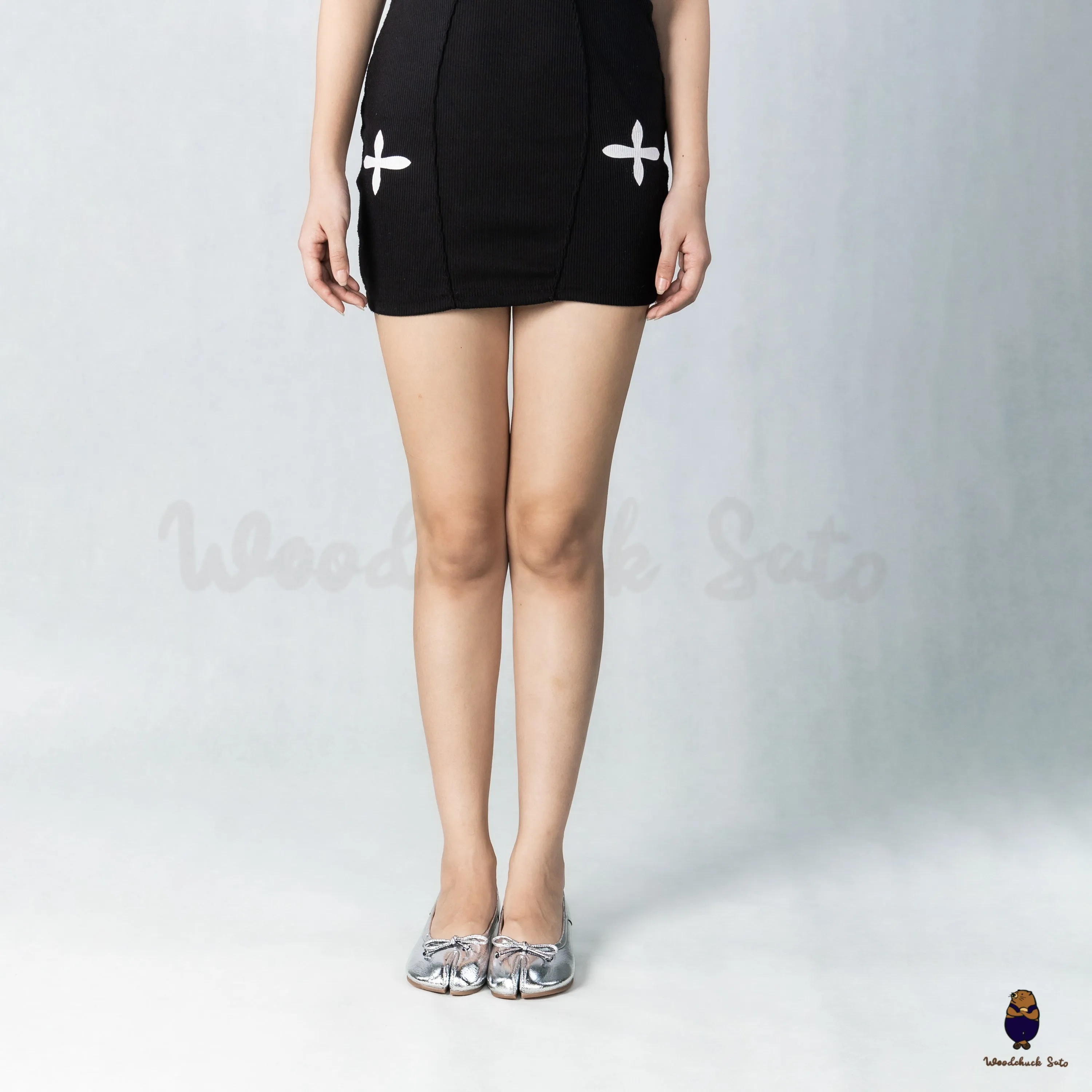 WoodchuckSato Cracked Silver Sheep Leather Tabi 3 cm Heel Pumps with Bow sold by WoodChuckSato product image thumbnail 2