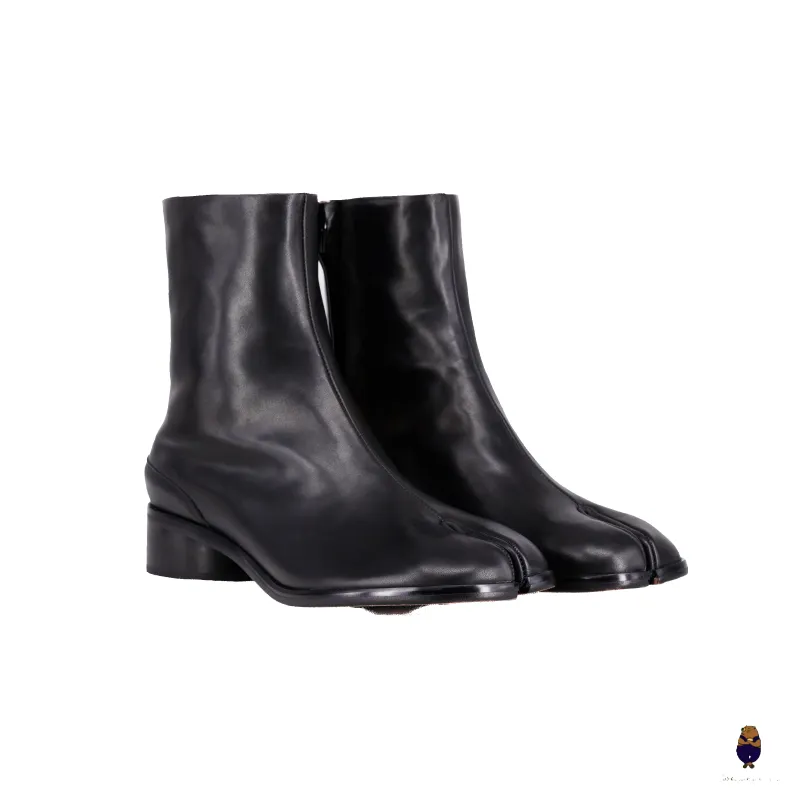 WoodchuckSato Black Cow Leather Tabi Ankle Boots with 3 cm Heel sold by WoodChuckSato