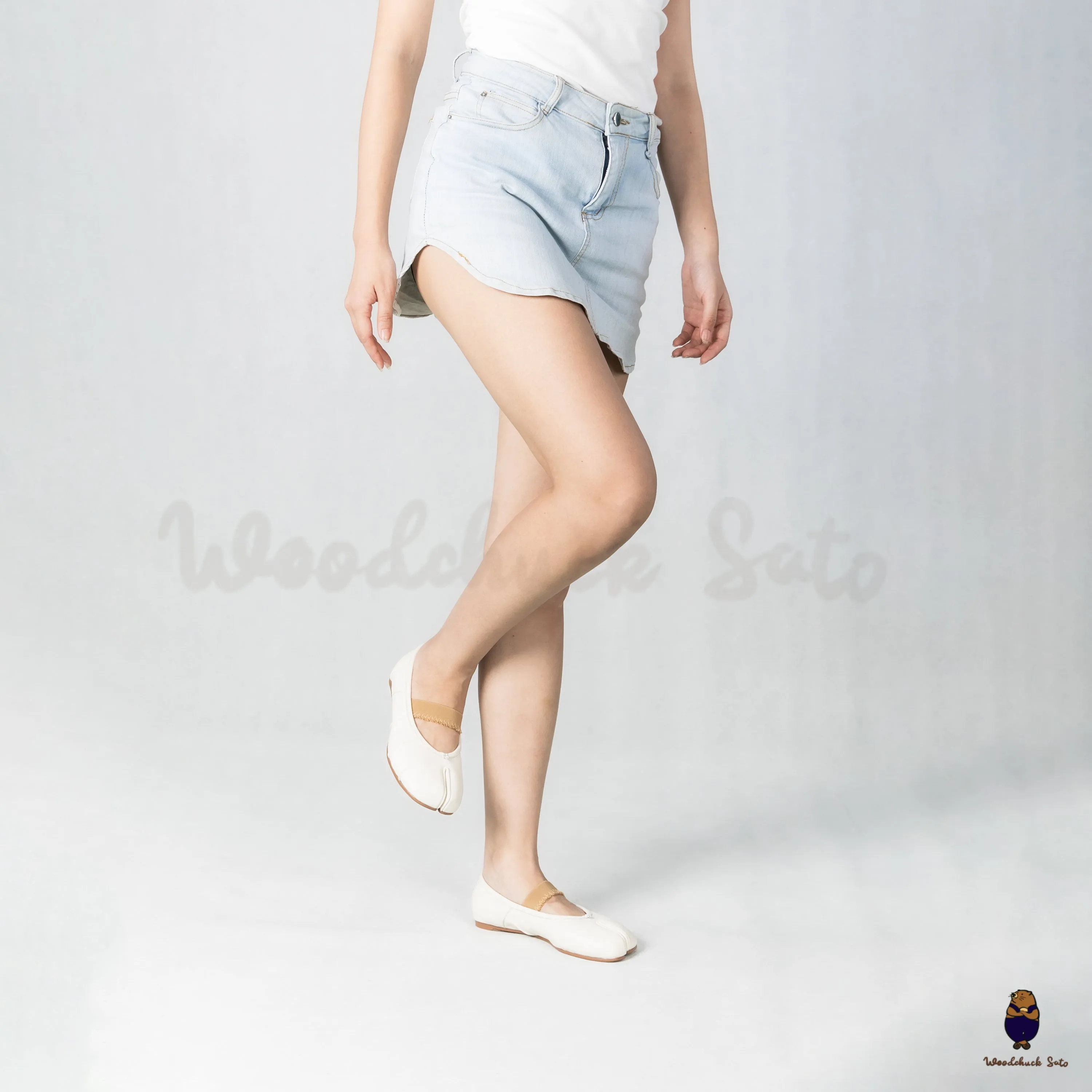 WoodchuckSato White Fold Leather Tabi Flats with Beige Elastic Strap sold by WoodChuckSato product image thumbnail 4