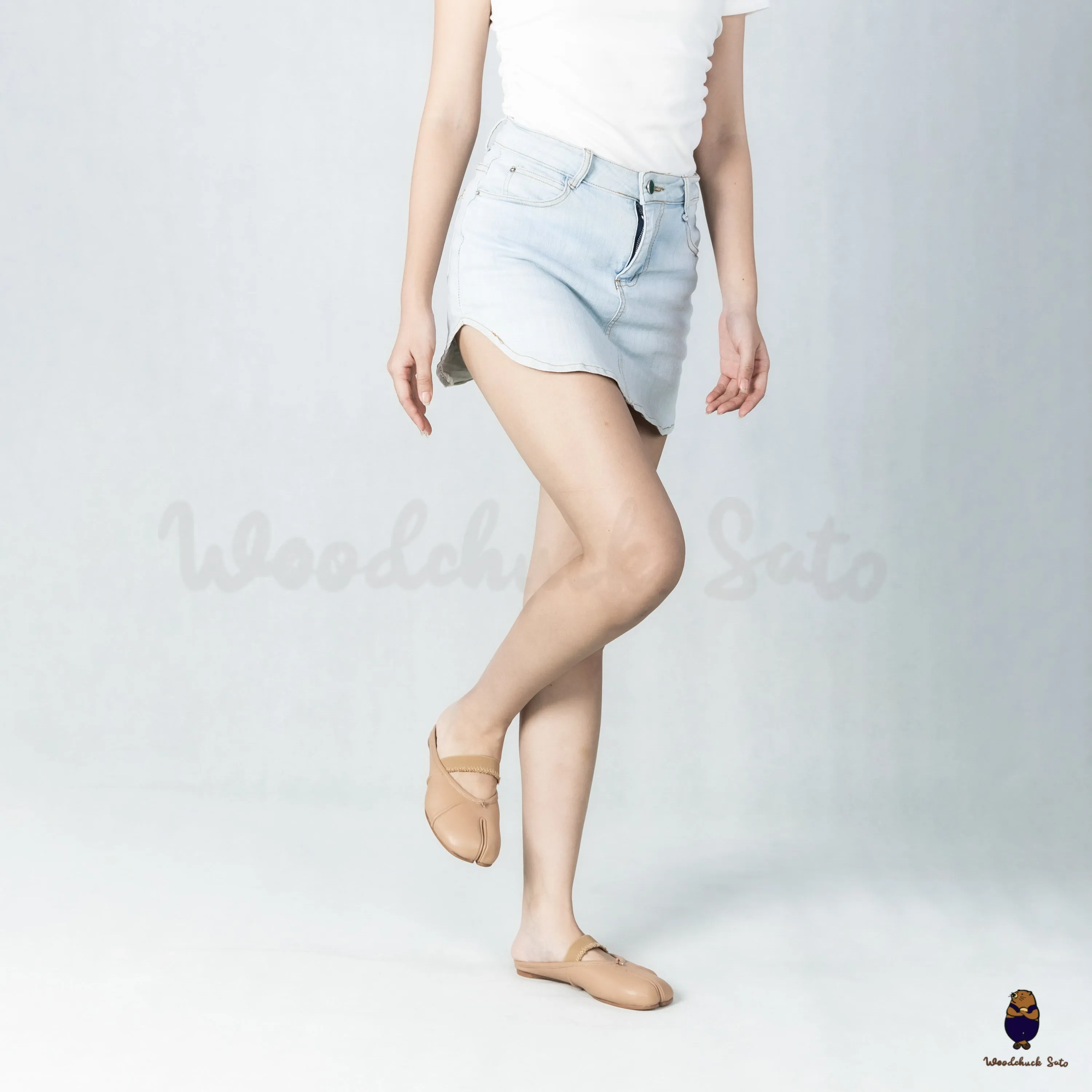 WoodchuckSato Nude Fold Leather Tabi Slip-On Flats with Beige Elastic Strap sold by WoodChuckSato product image thumbnail 4