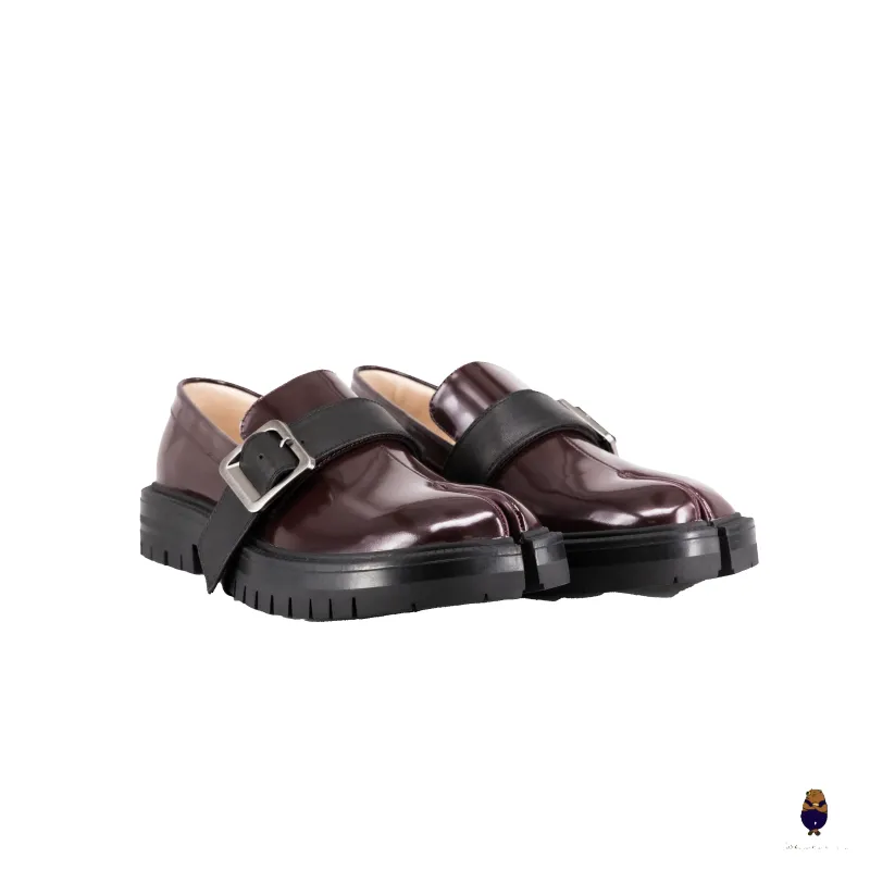 WoodchuckSato Burgundy Edge-Beaded Cowhide Leather Tabi Chunky Loafers with with Removable Black Strap sold by WoodChuckSato