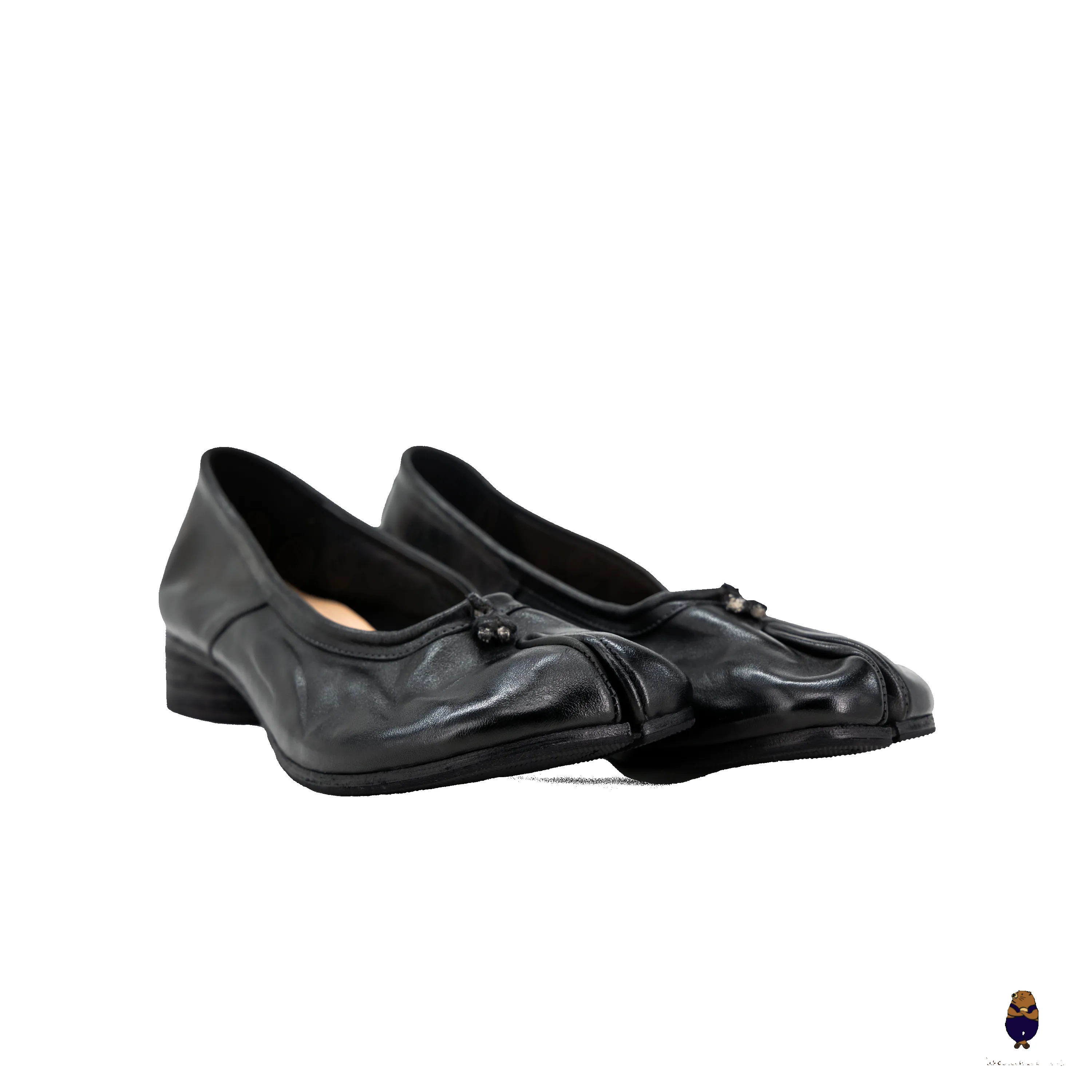 WoodchuckSato Black Horse Leather Tabi 3cm Heels sold by WoodChuckSato