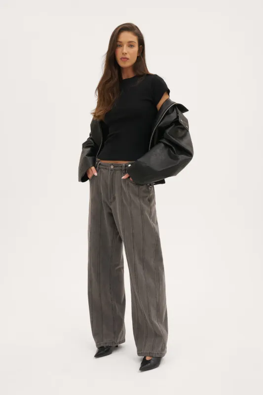 Seam Detail Boyfriend Jeans - Grey sold by Maebe