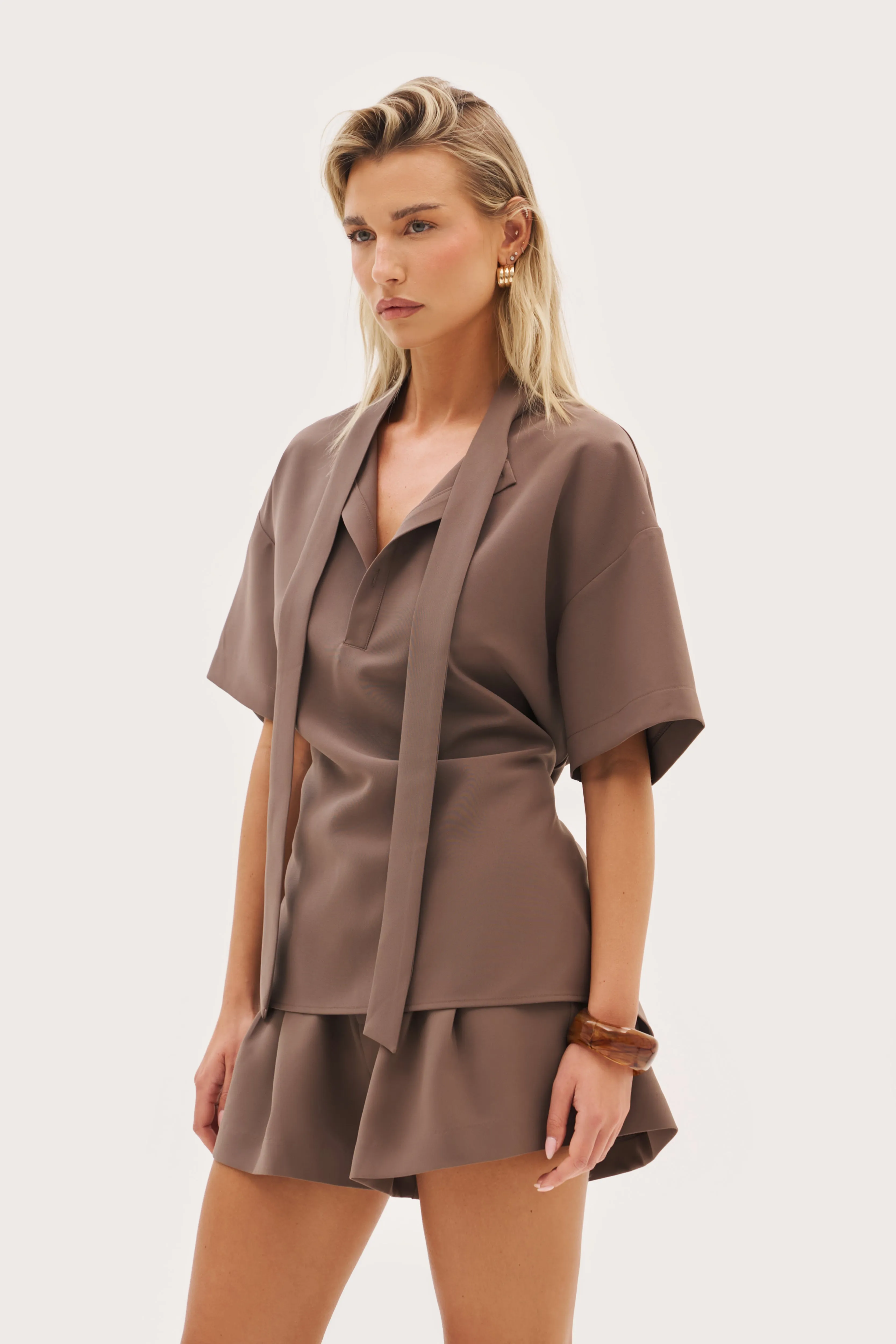 Sundown Overhead Shirt - Khaki Moss sold by Maebe product image thumbnail 2