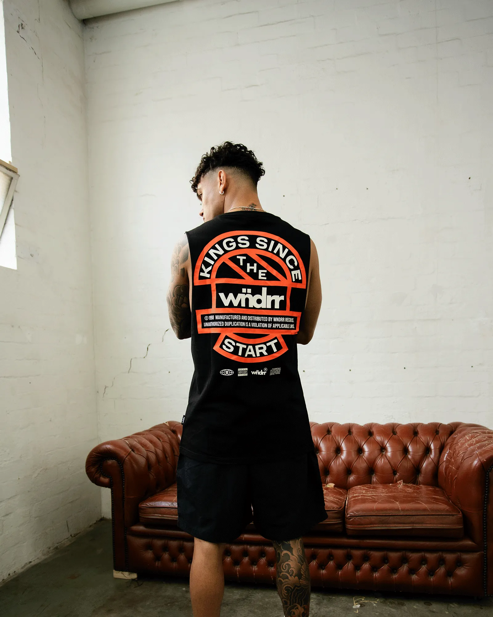 HIGH SIGN MUSCLE TOP - BLACK sold by WNDRR product image thumbnail 2